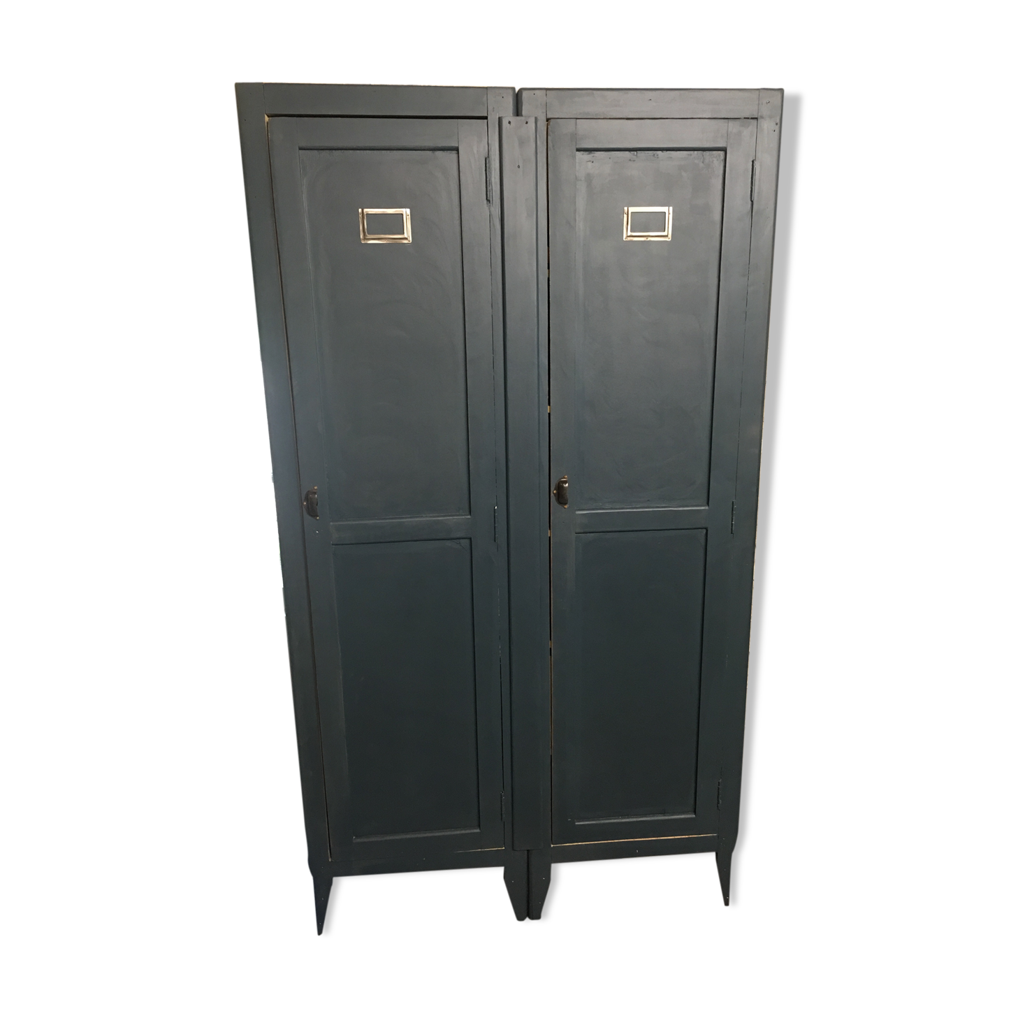 Double factory locker with shelves