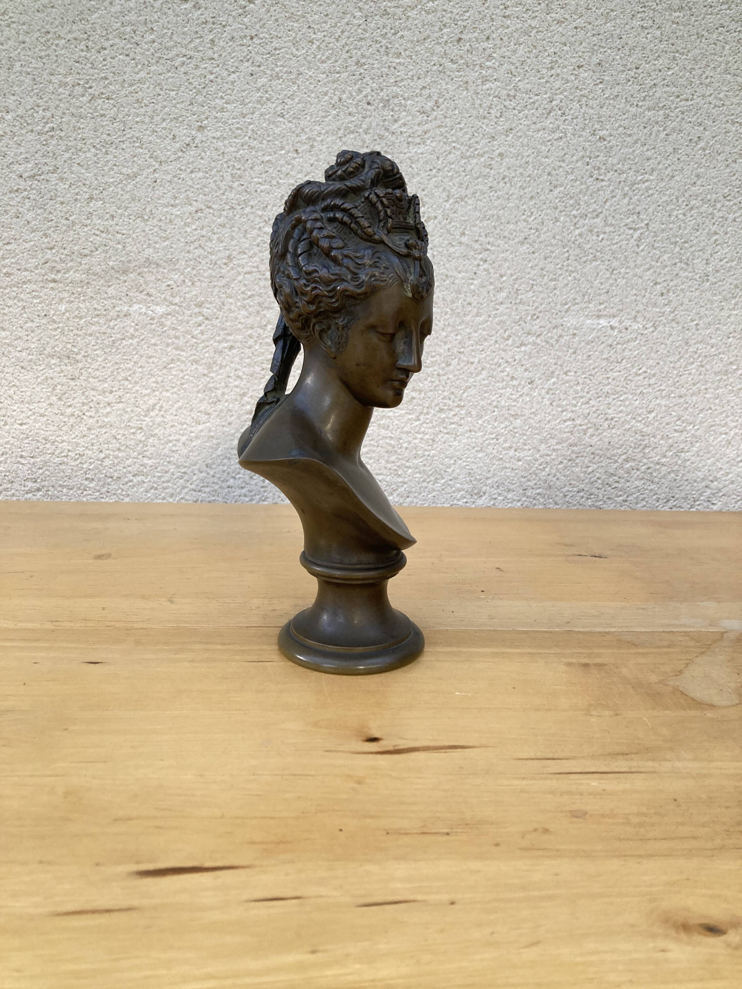 Buste de femme
