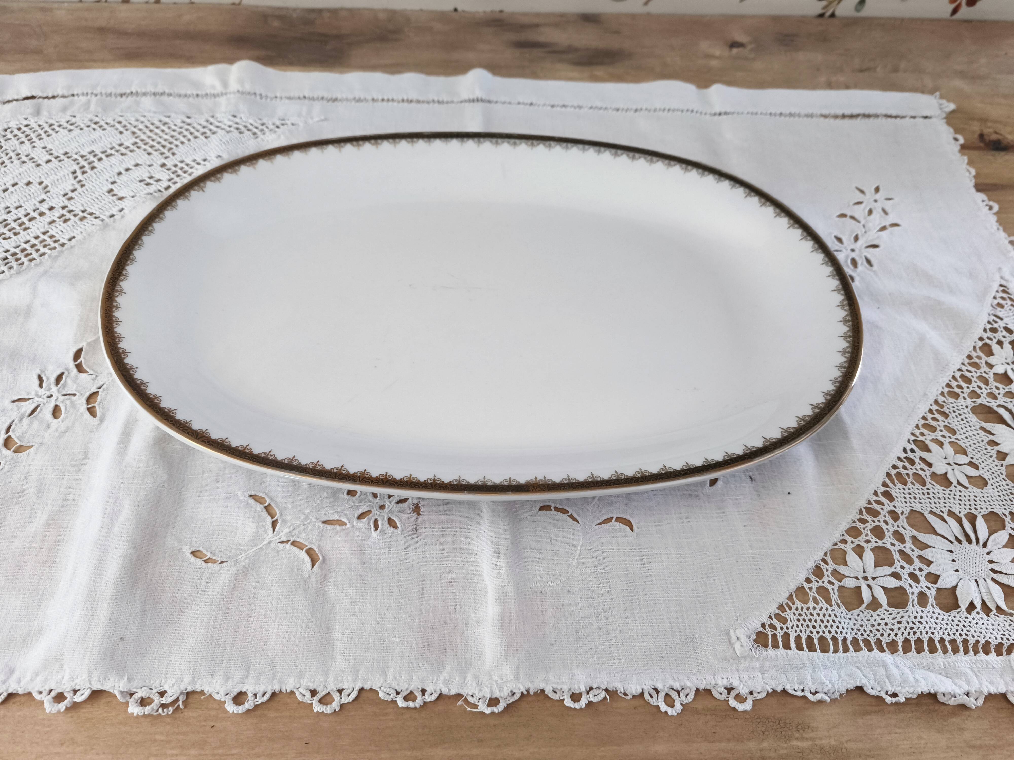 Large oval Winterling Bavaria porcelain dish with gold frieze Excelsior decoration