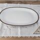 Grand plat ovale porcelaine Winterling Bavaria décor frise dorée Excelsior