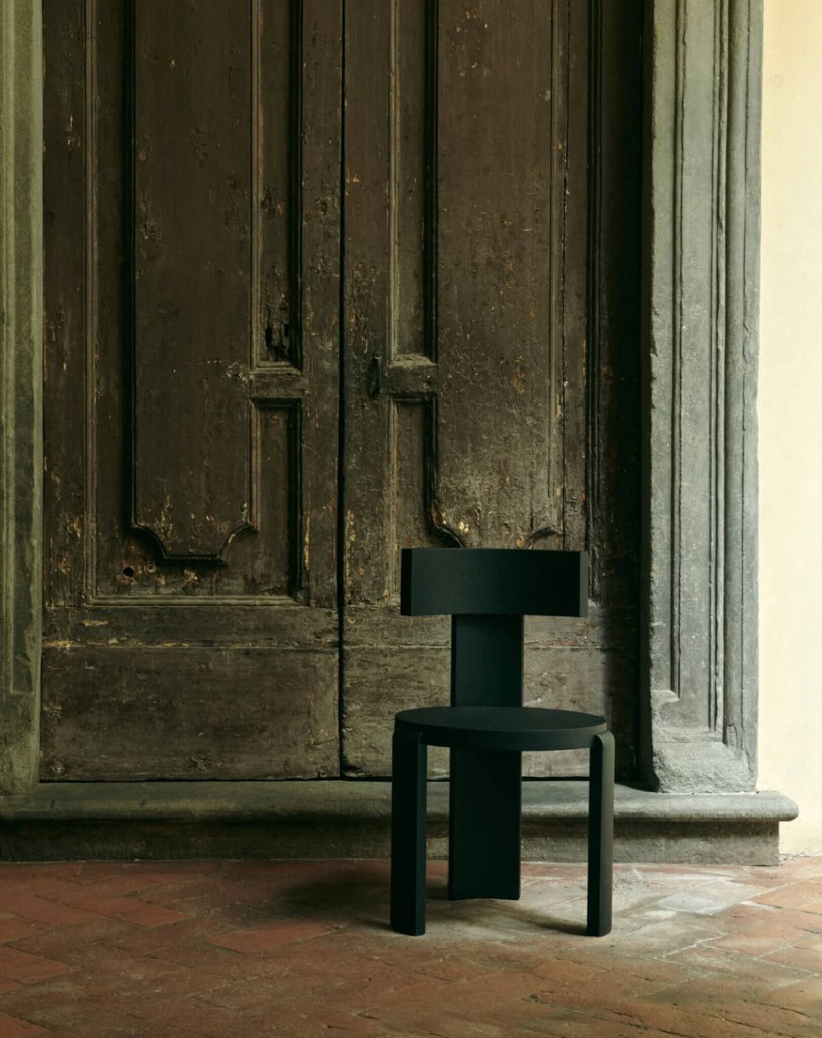 Spina chair in black wood