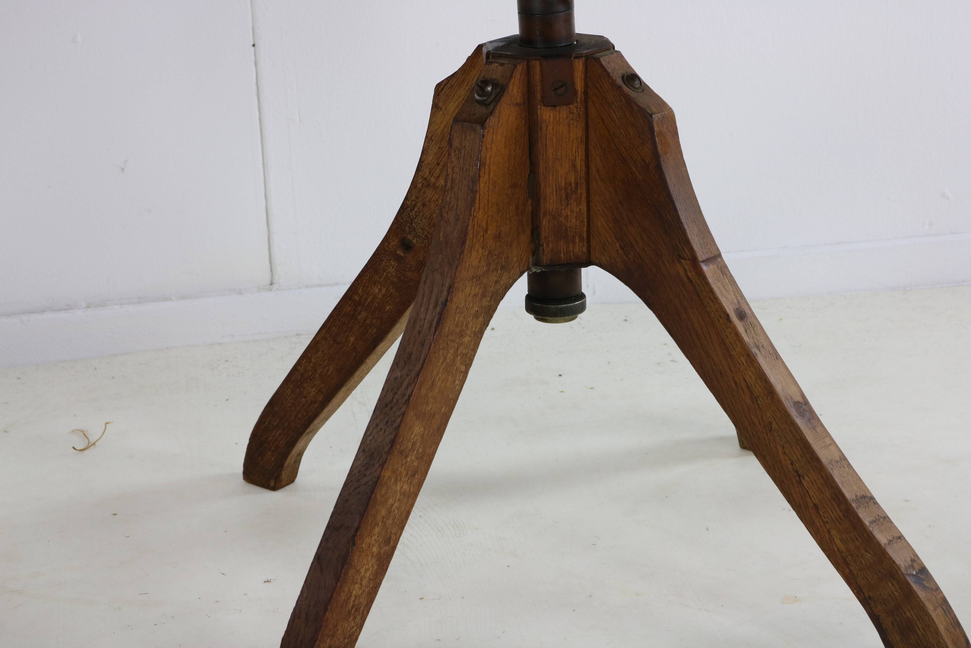 Europa desk chair German twenties design for Olympia Büromaschinenwerke AG