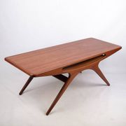 Table basse - Modèle "Smilet" - teck - Johannes Andersen - CFC Silkeborg - années 1960