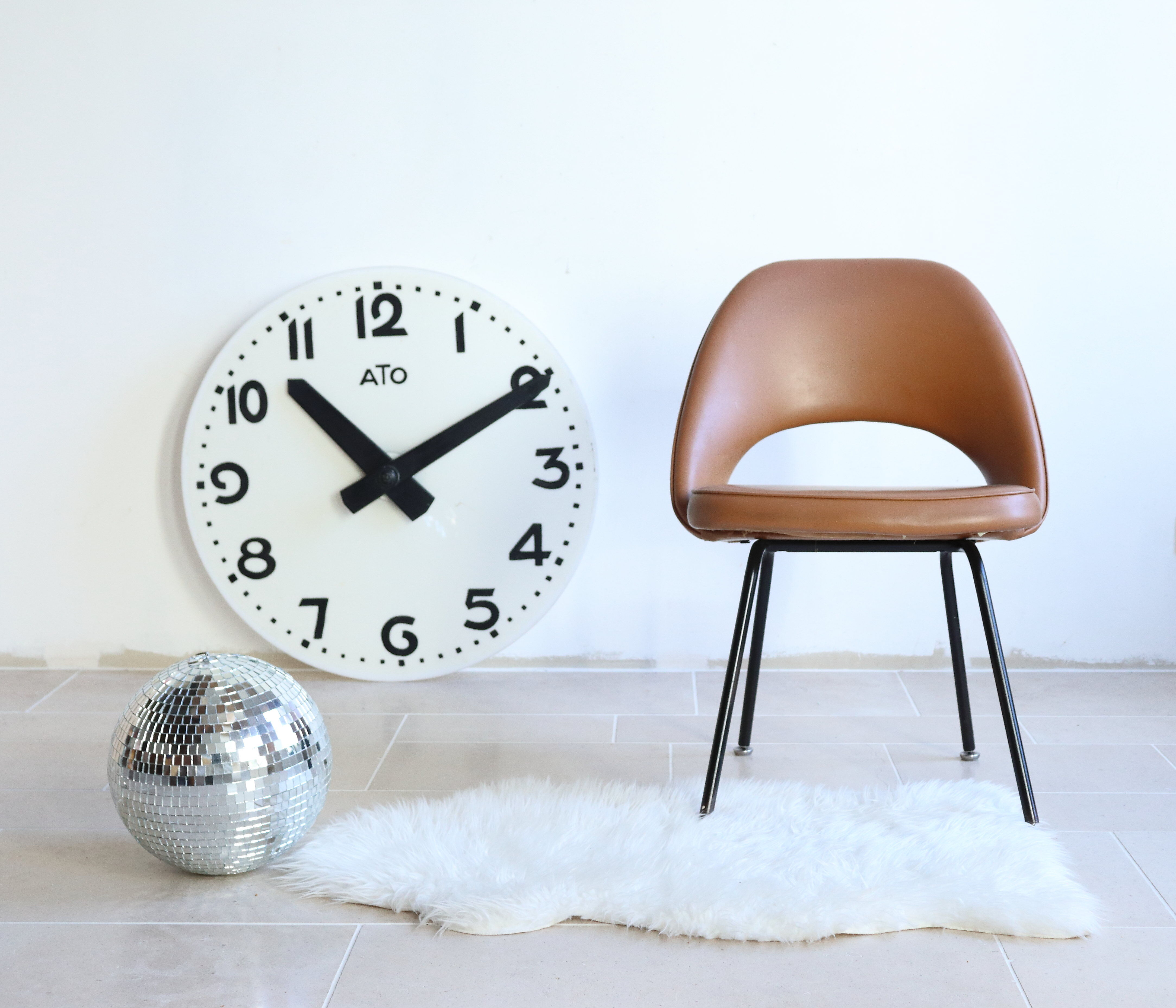 Suite of 4 Conference chairs by Eero Saarinen for Knoll of the 50s