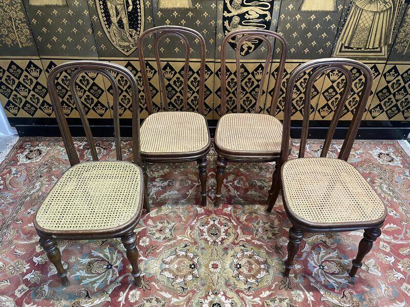 4 chaises bistrot en bois et cannage par Jacob & Josef Kohn
