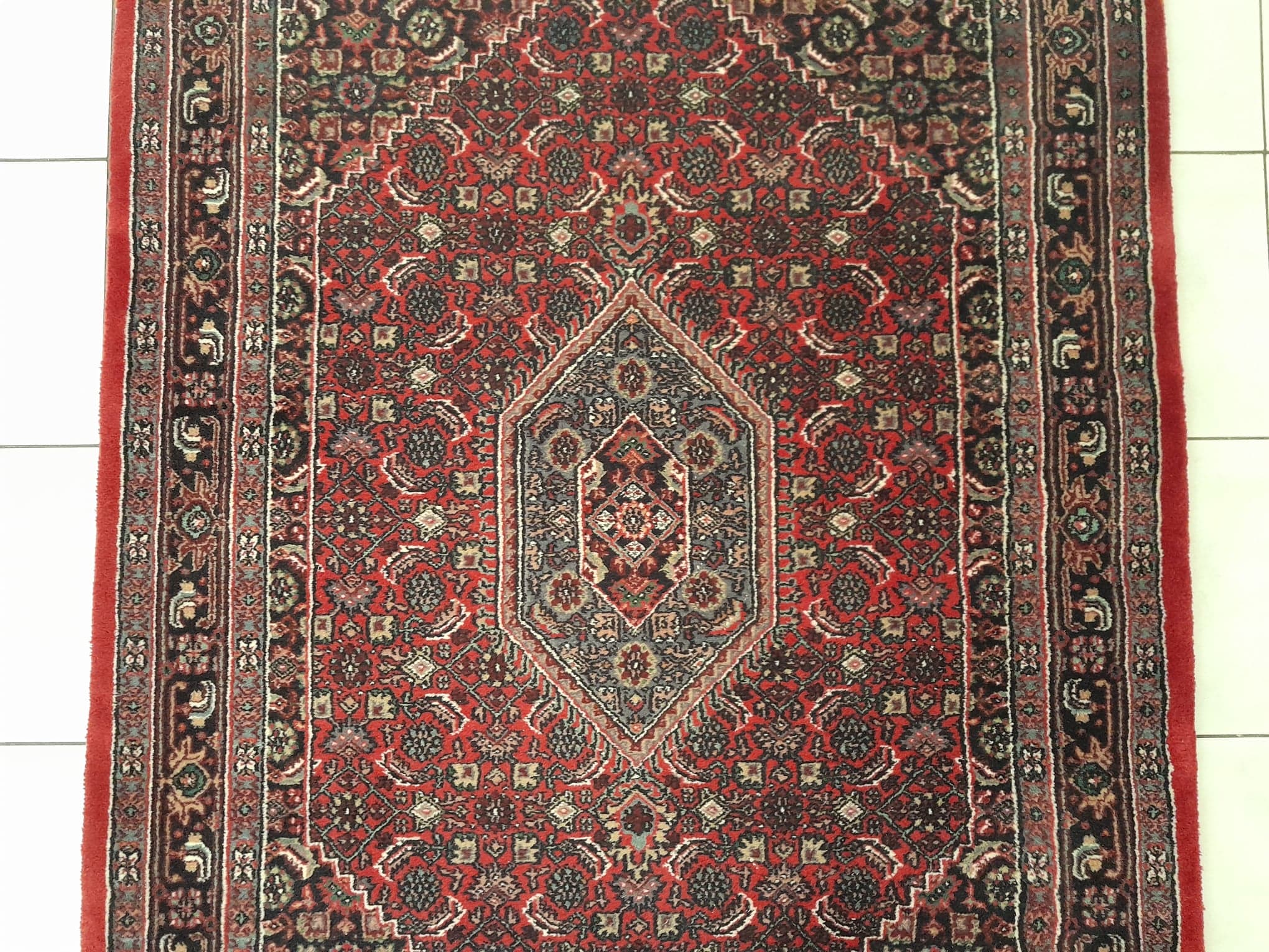 Handmade Indo-Bidjar rug 195x124cm