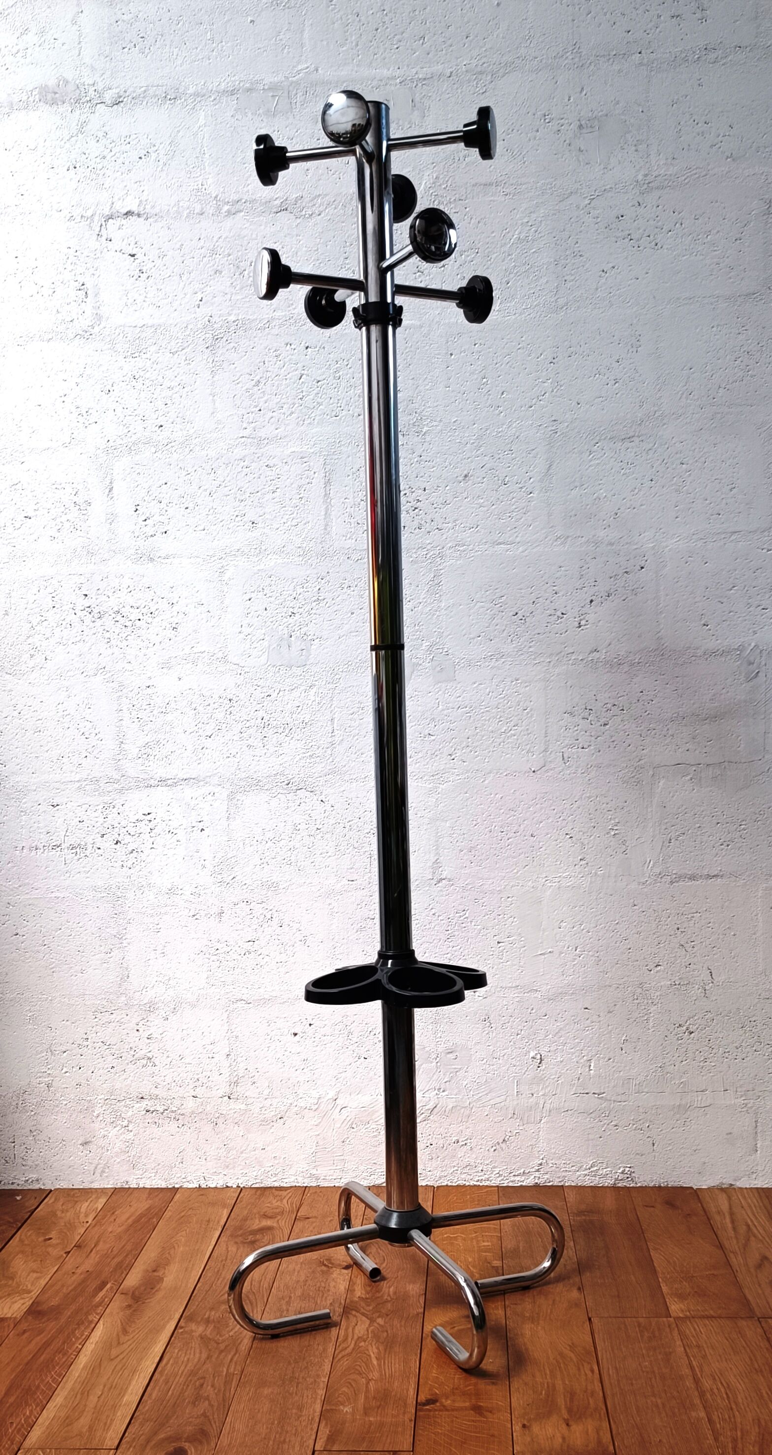 Industrial coat rack