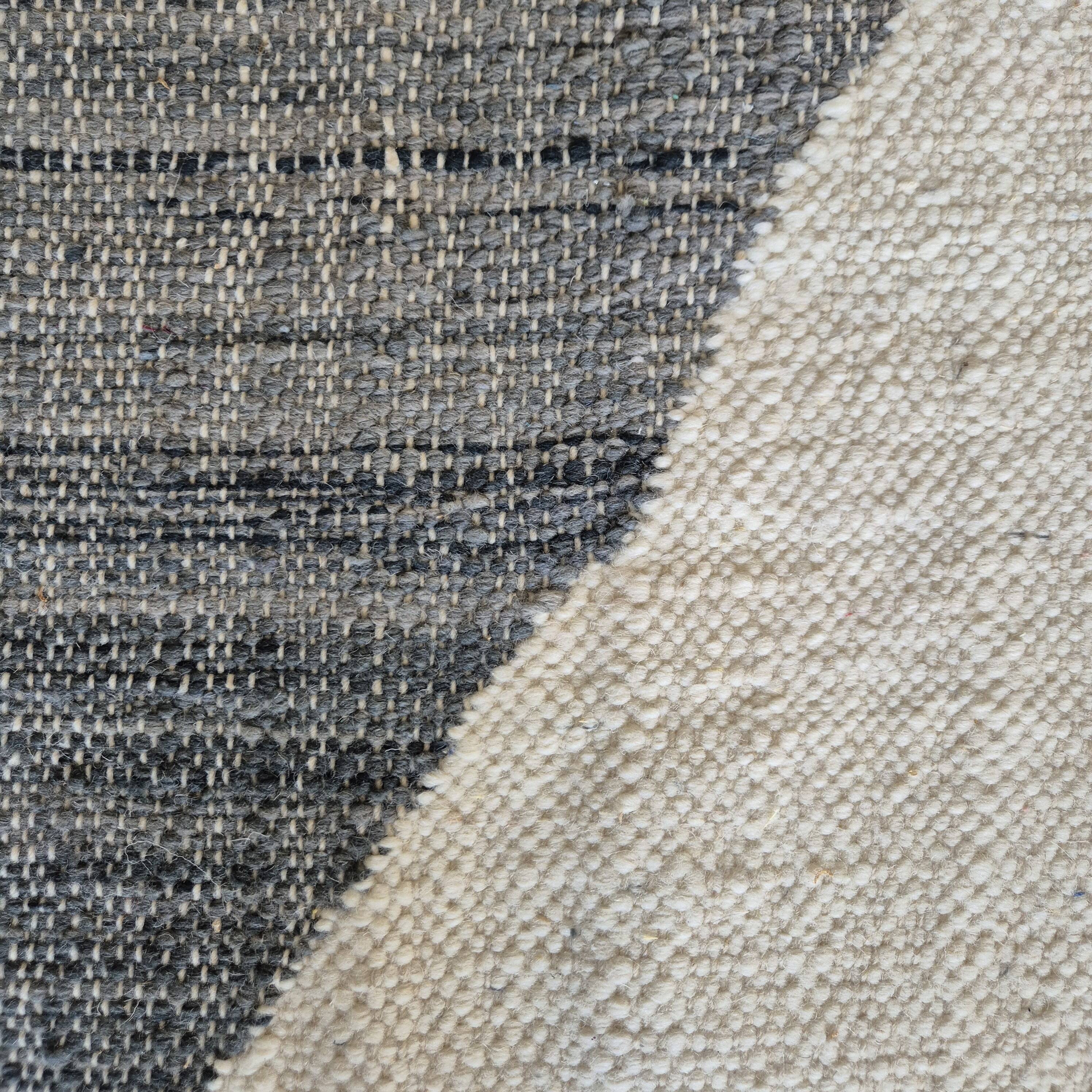 Berber kilim rug 200x345