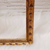 Golden wood frame with godrons