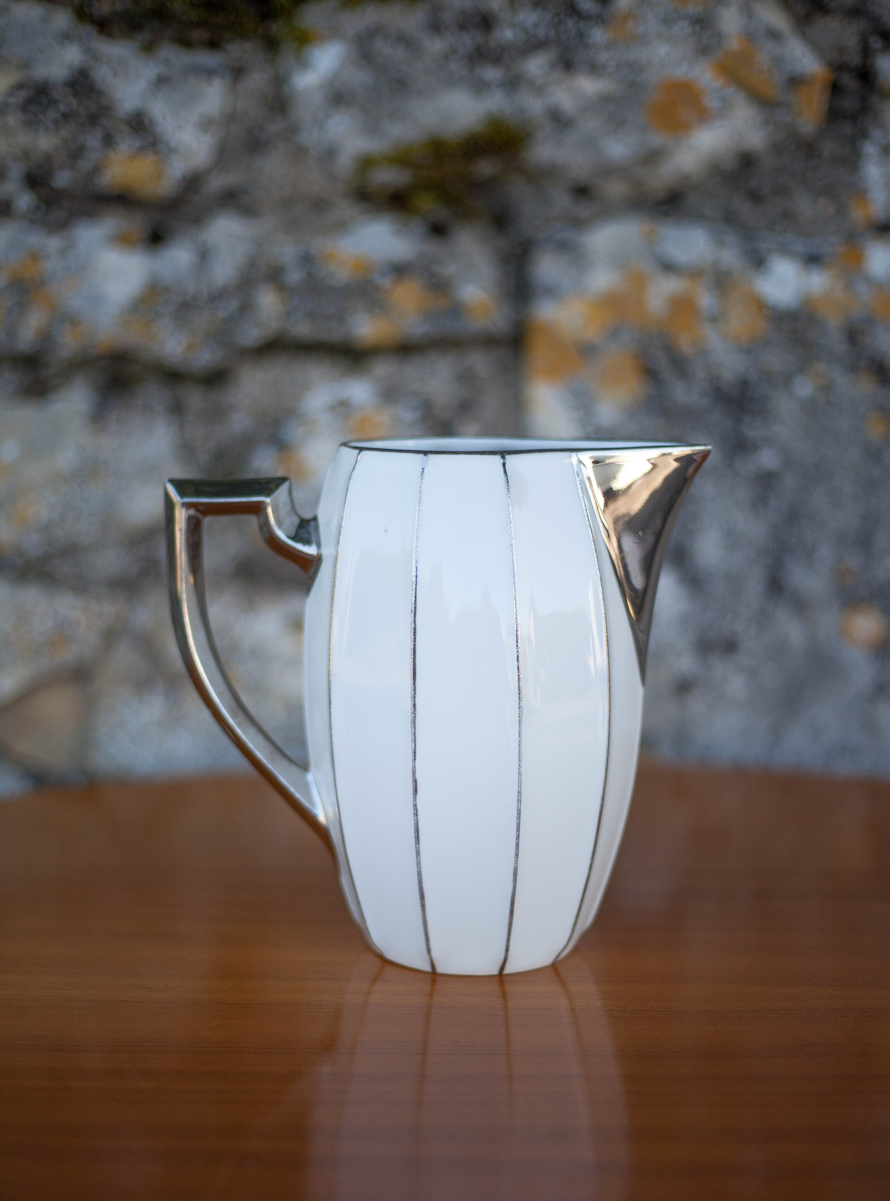 Porcelain pitcher MS France