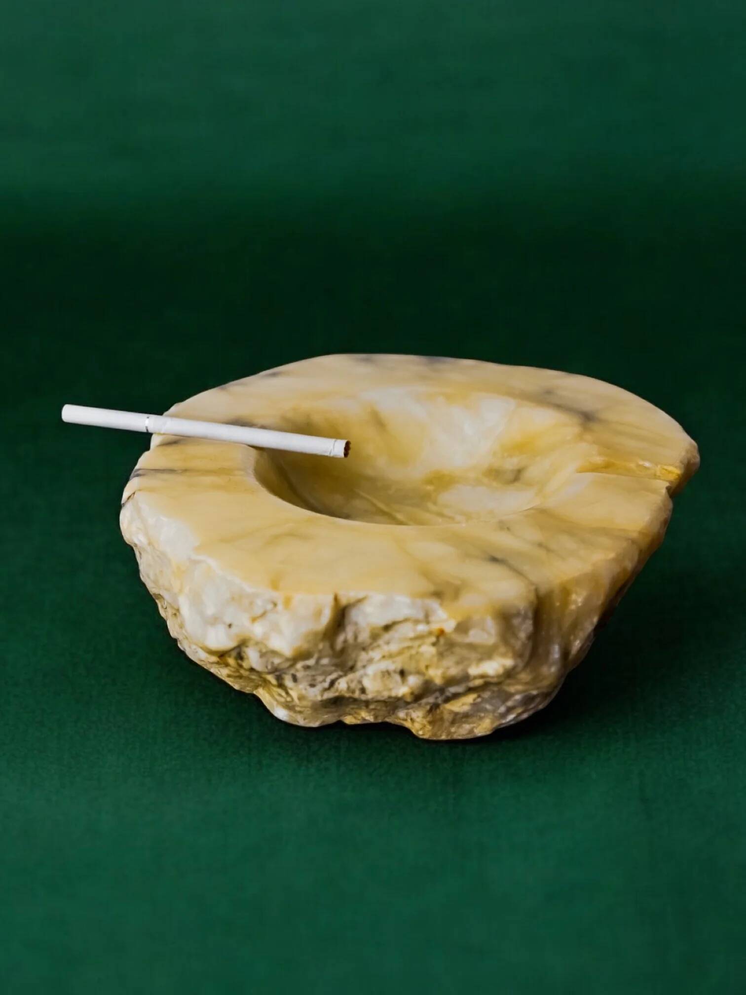 Beige alabaster ashtray by Romano Bianchi, Italy, 1970s