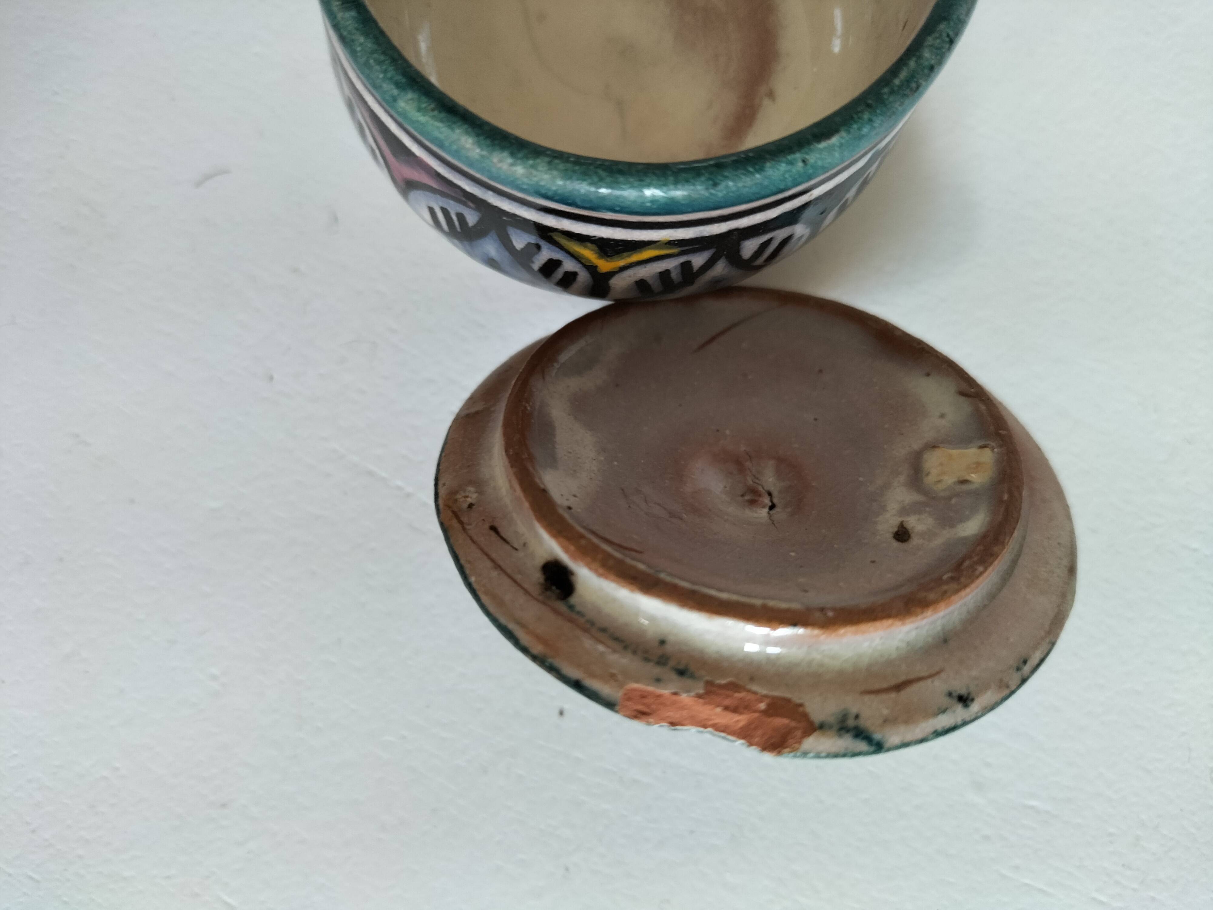 Set of 9 hand-painted Tunisian ceramics.