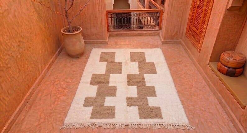 Handmade pure wool rug, custom size 2/3 m.
