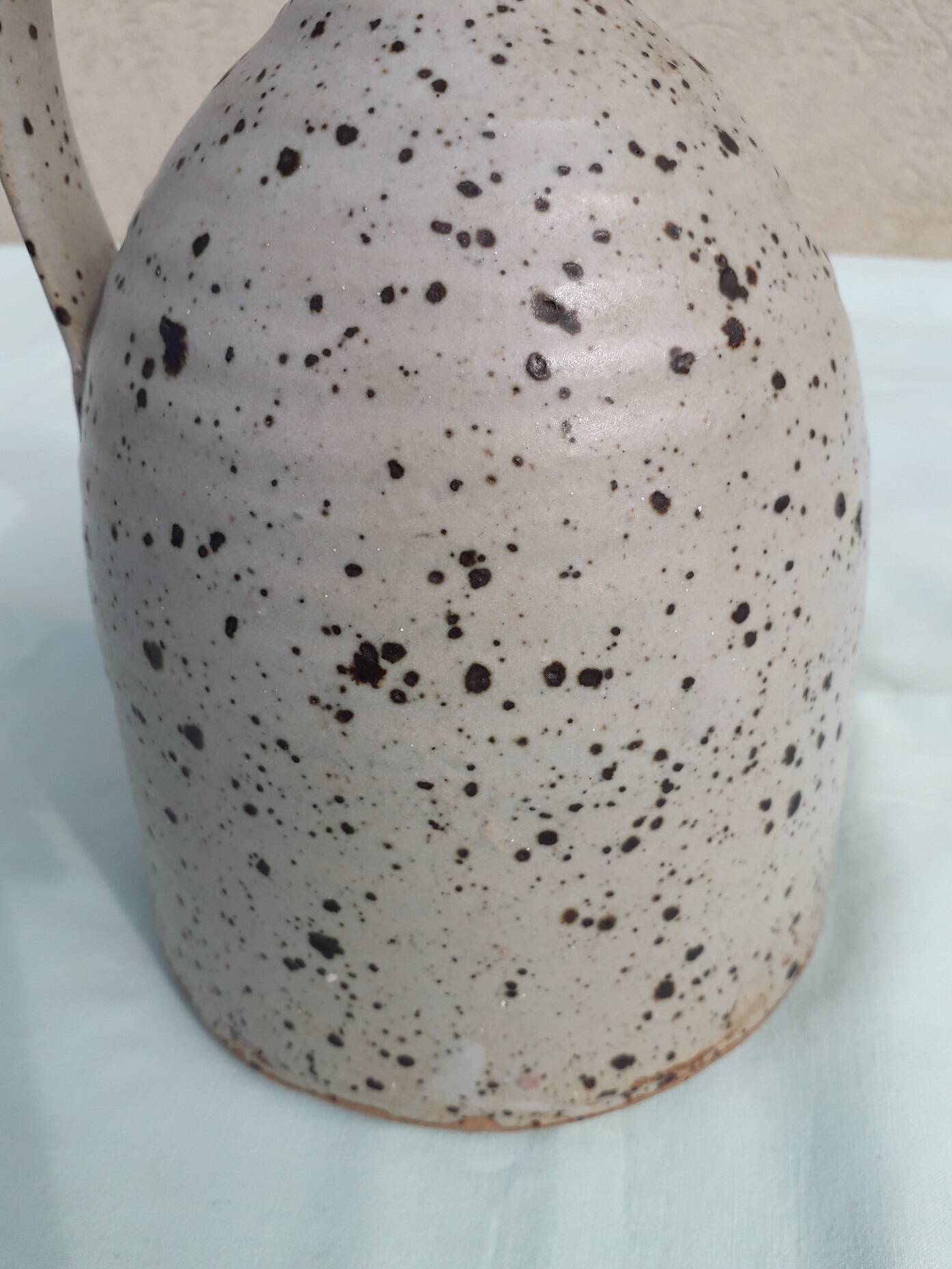 Pyrite stoneware pitcher by Tiffoche