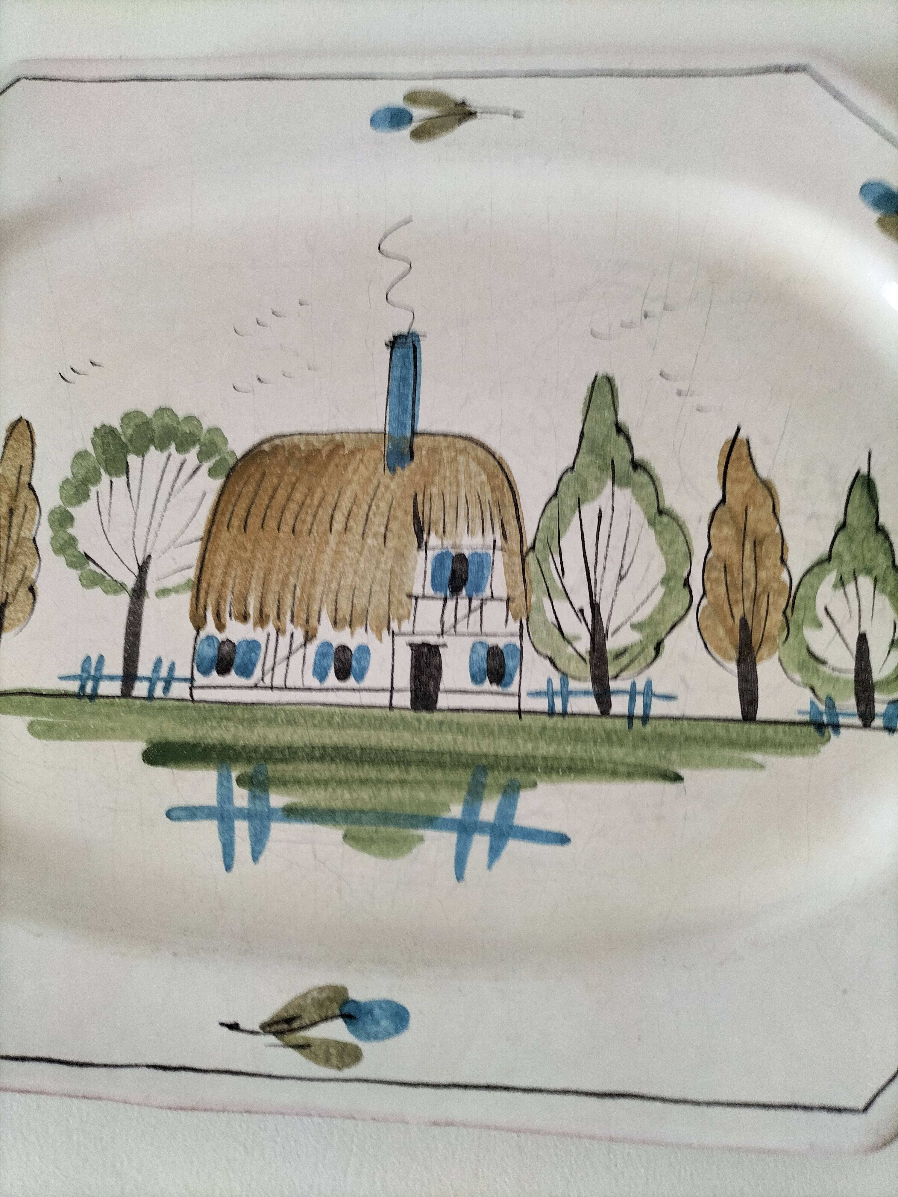 Octagonal dish from the Bec-Hellouin Abbey, 1970s