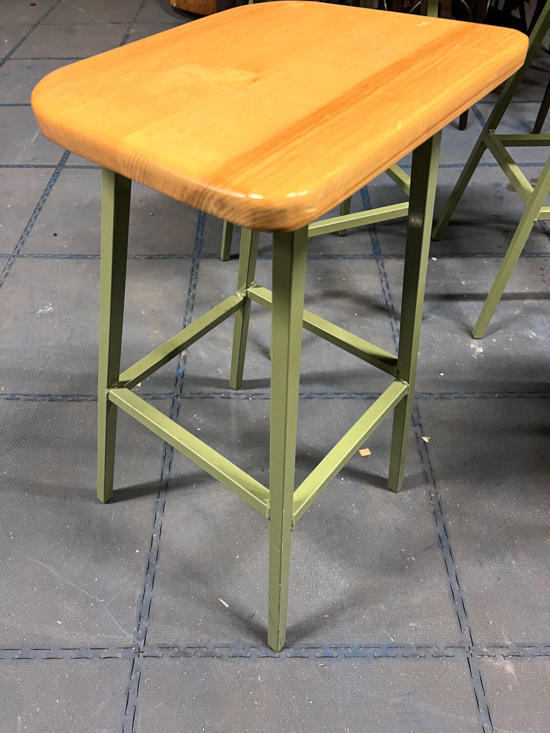 Set of 4 stools