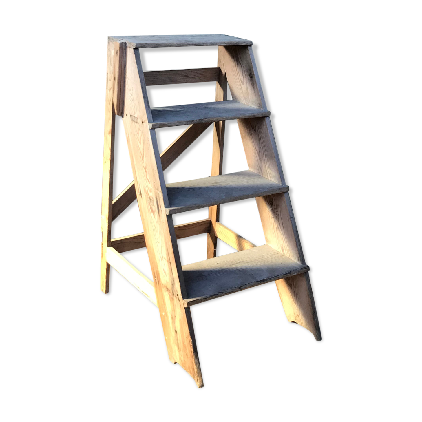 Escalier bois brut