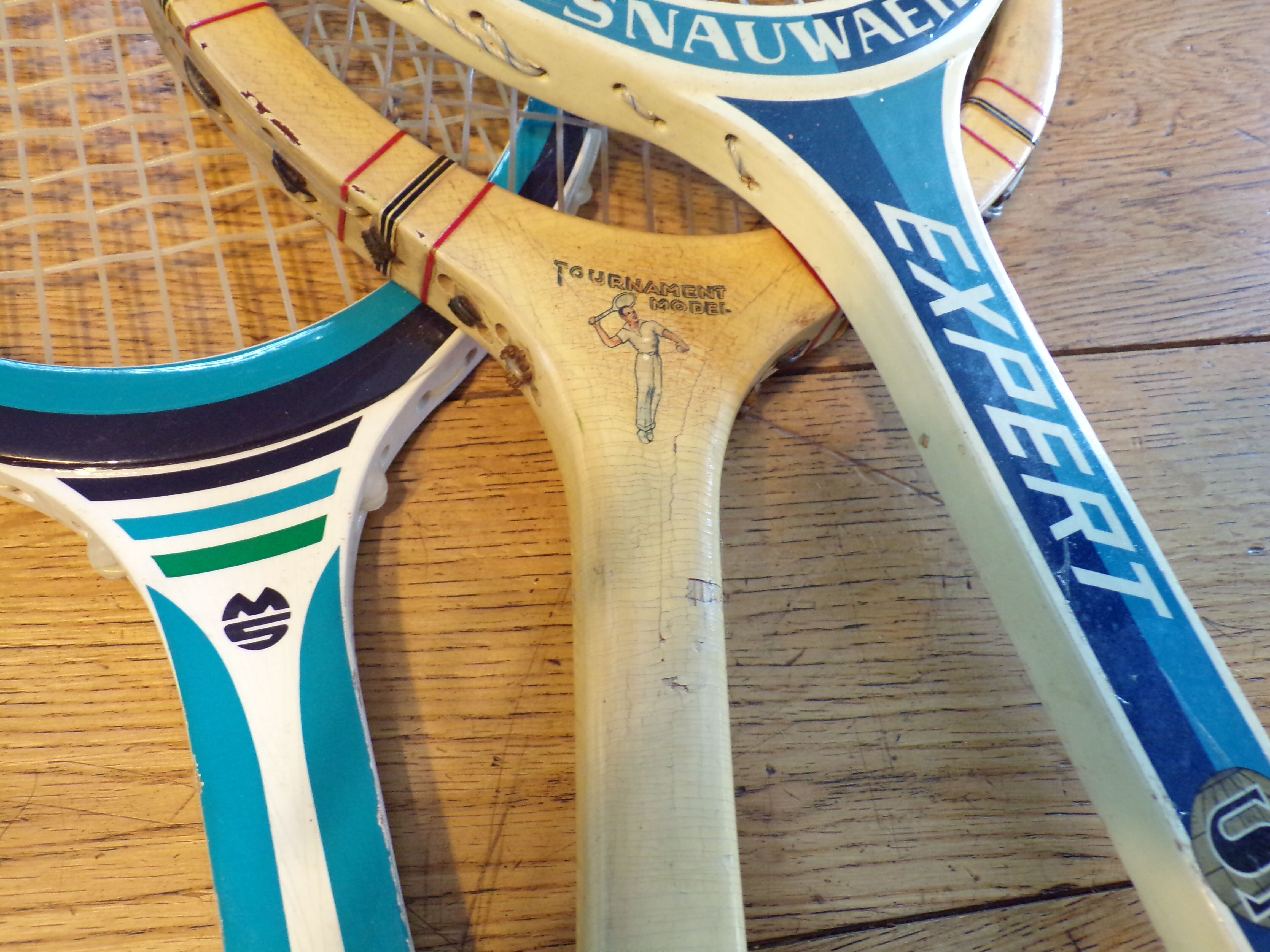 Lot 3 vintage wooden tennis rackets