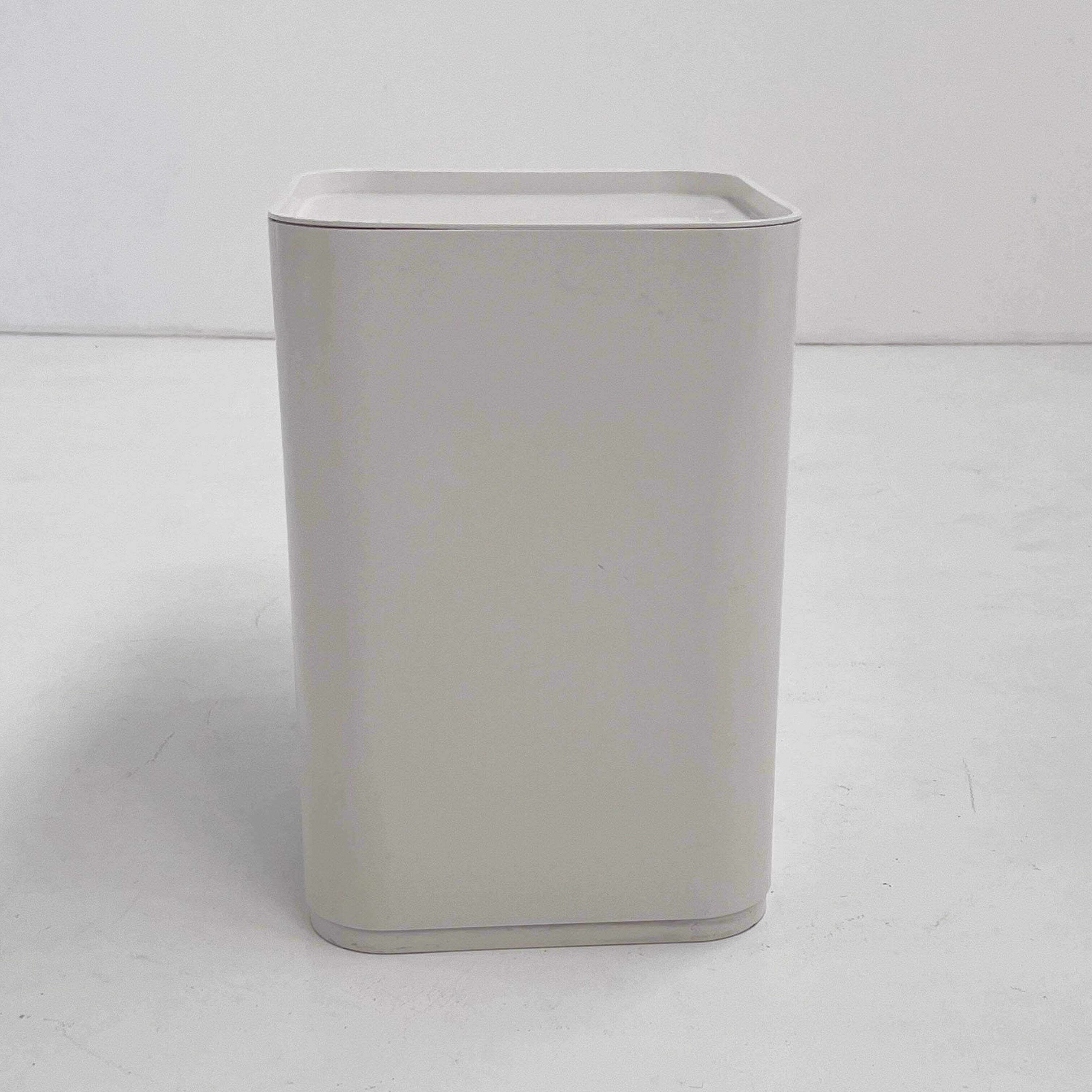 Storage furniture, laundry basket by Anna Castelli for Kartell, 1970