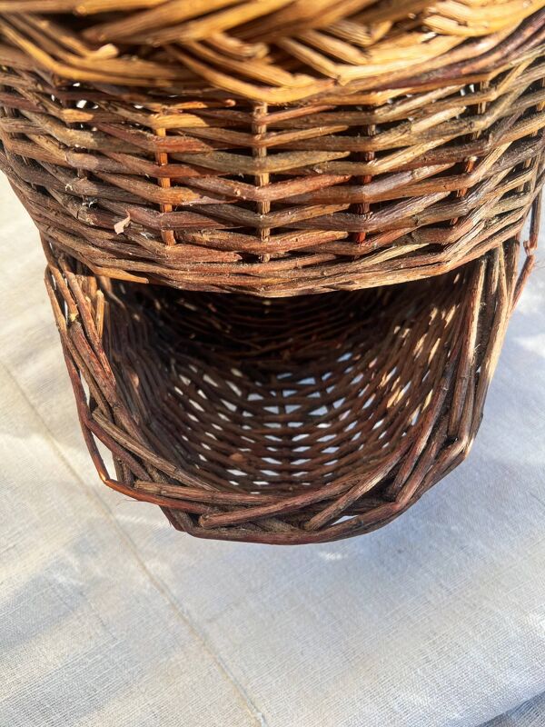 Panier à pommes de terre français avec couvercle