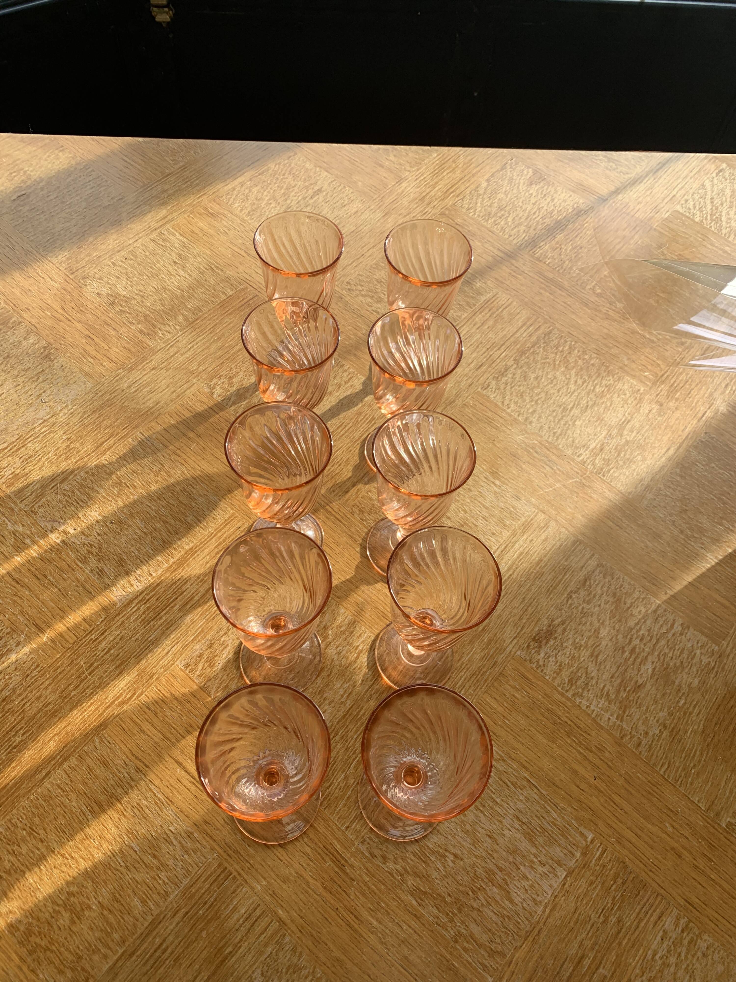 10 vintage rosaline pink glass wine glasses
