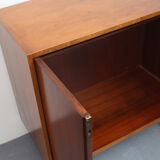 1960s sideboard in walnut for Hifi or TV