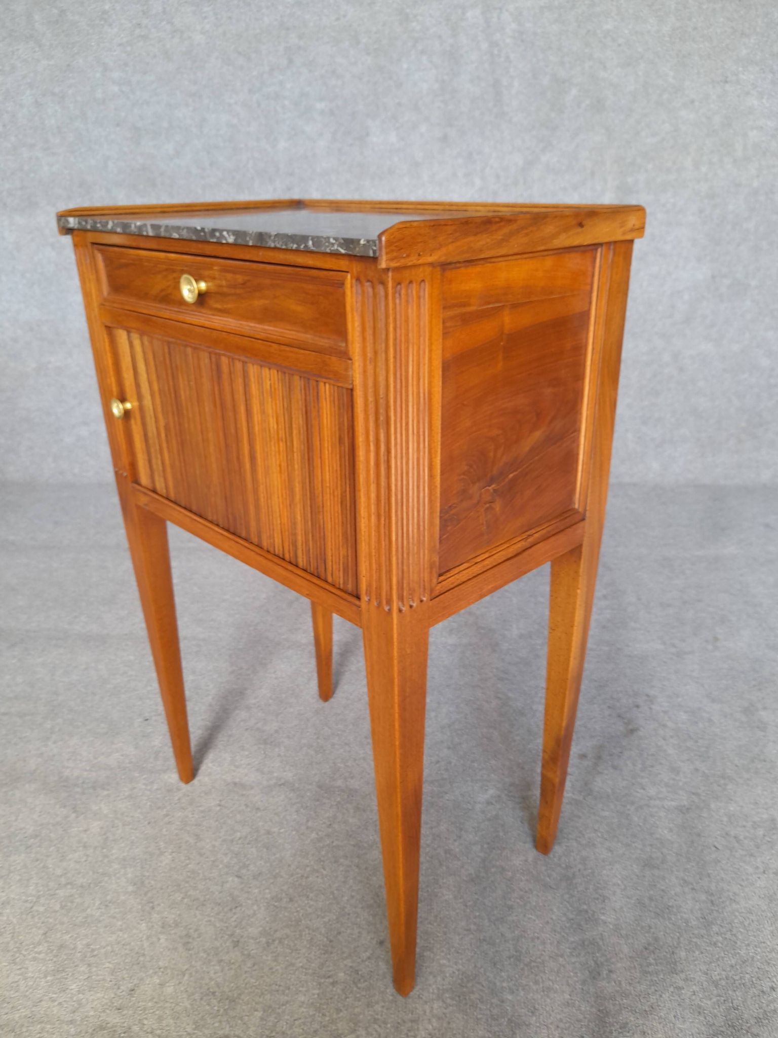 Louis XVI flying table from the early 19th century.
