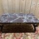 Table basse de style Empire