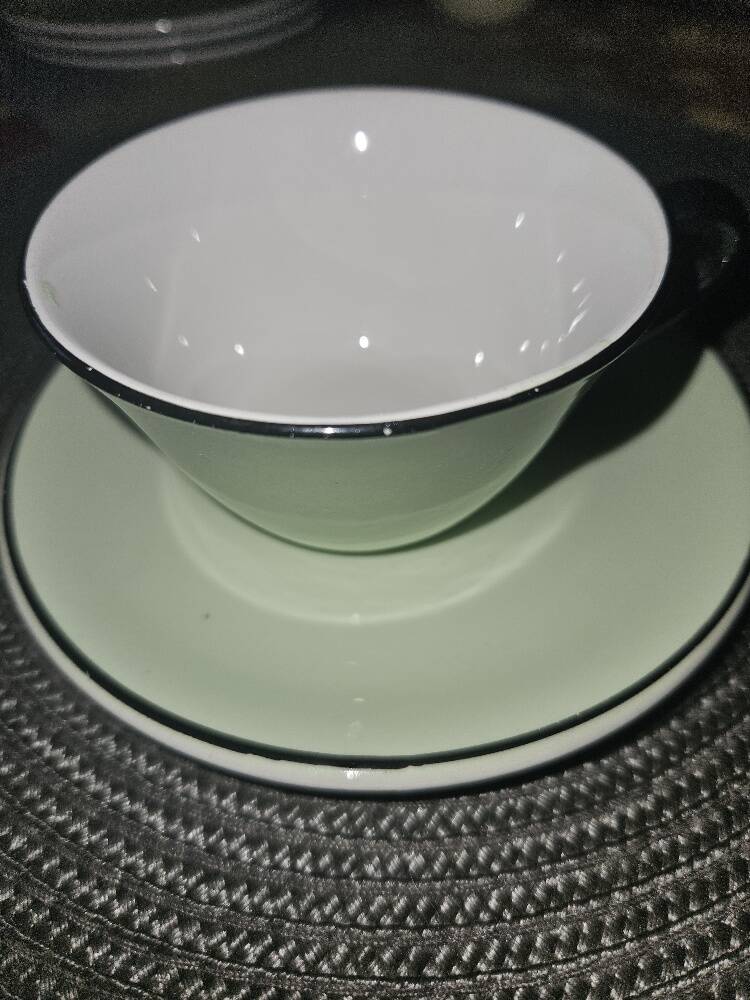 4 cups and saucers Moulin des Loups