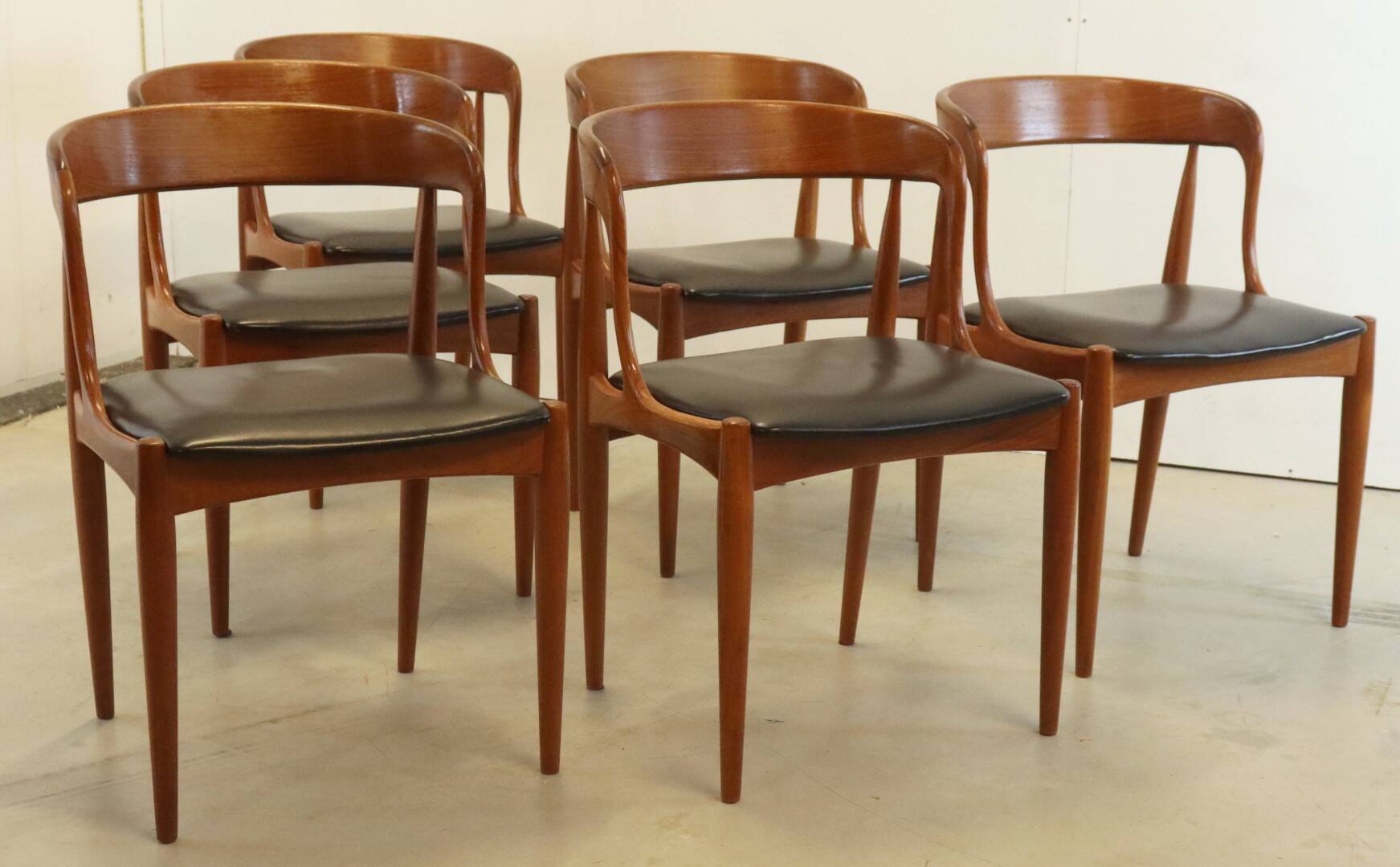 Set of 6 chairs Johannes Andersen voor Uldum stoelen -
