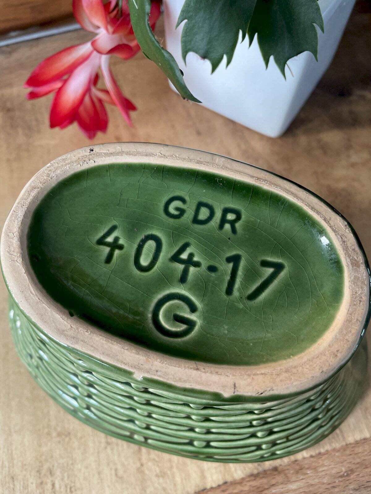 German ceramic pot, green wickerwork effect