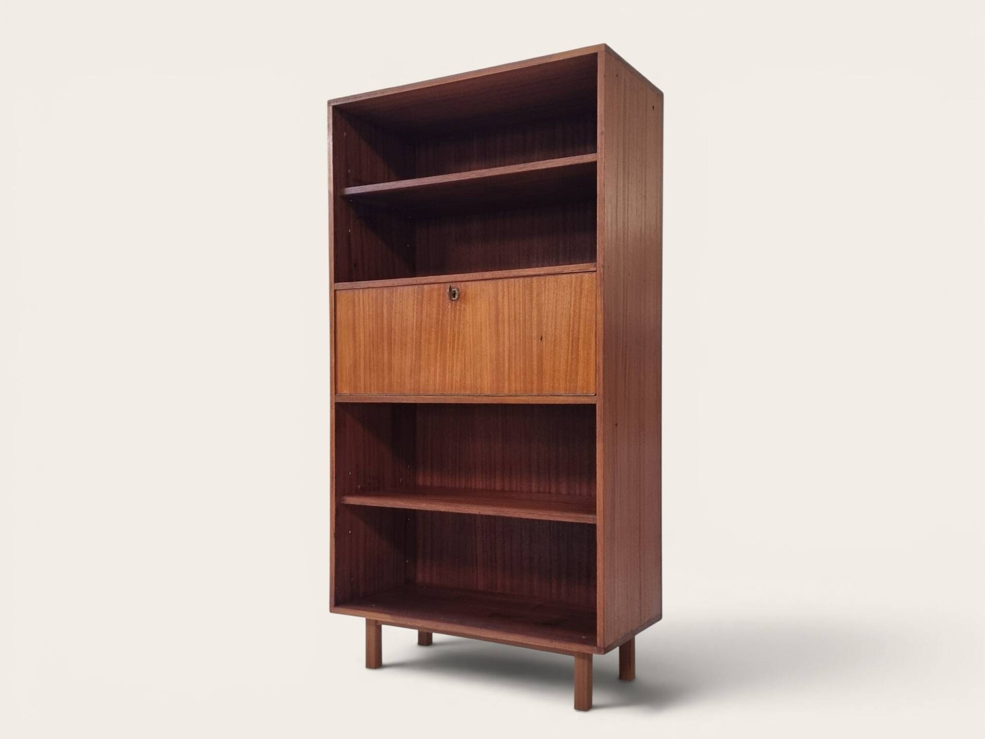 Mid-century highboard