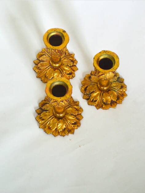 Trio de bougeoirs en bronze