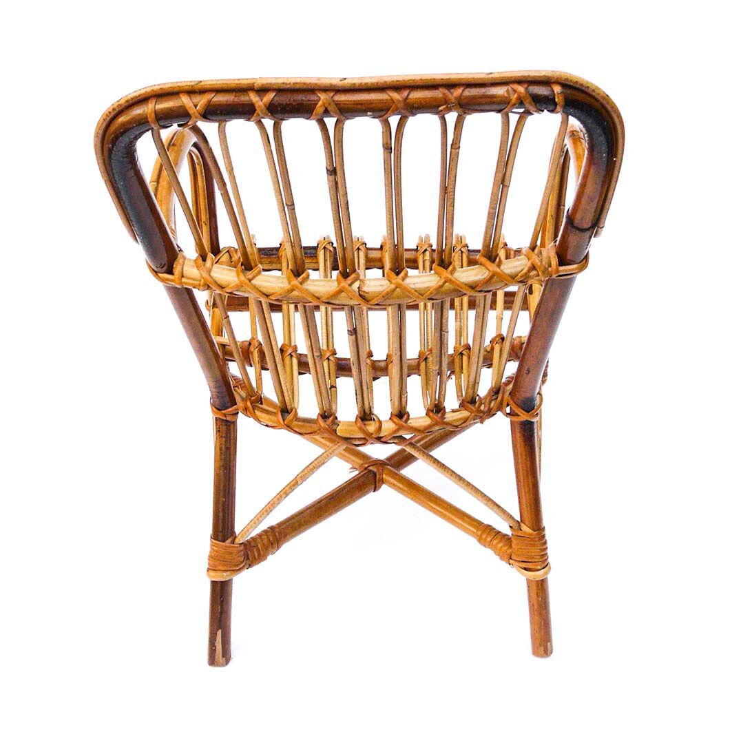 Stunning Vintage Scandinavian-style vintage rattan chair