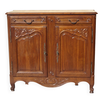 Buffet ancien en noyer massif