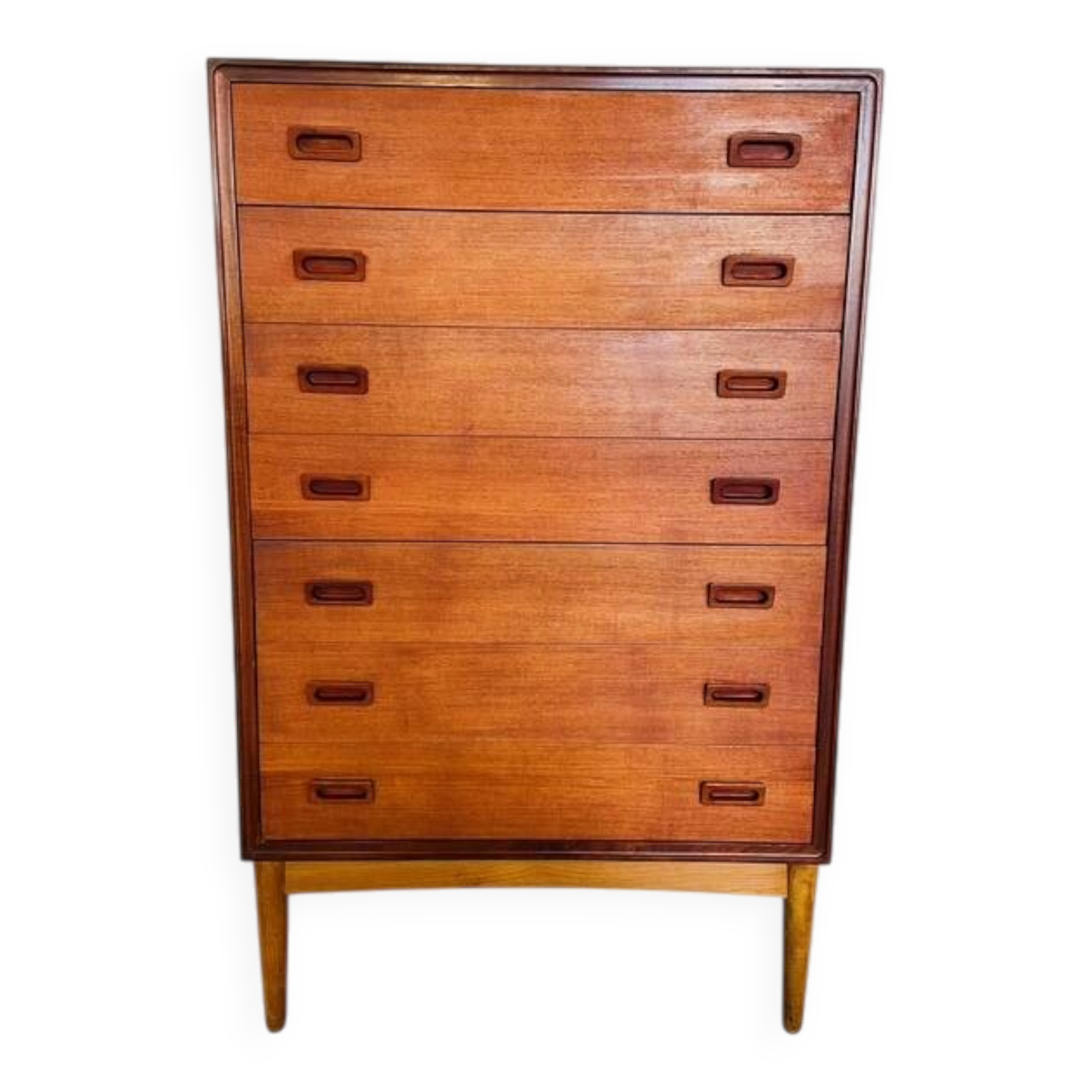 Commode haute vintage danoise des années 60 par Borge Mogensen.