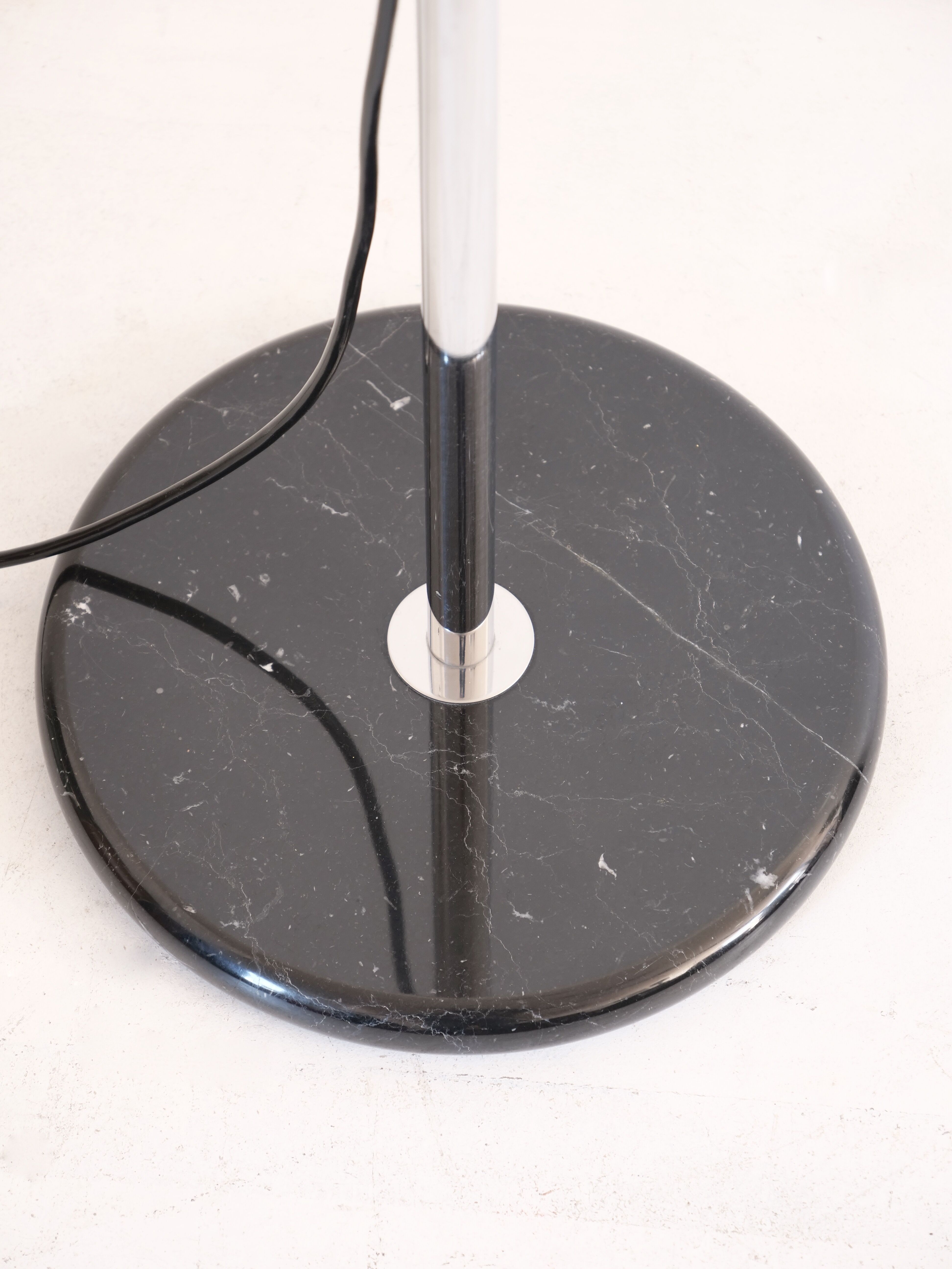 Floor lamp MezzaLuna by Bruno Gecchelin for Skipper italy