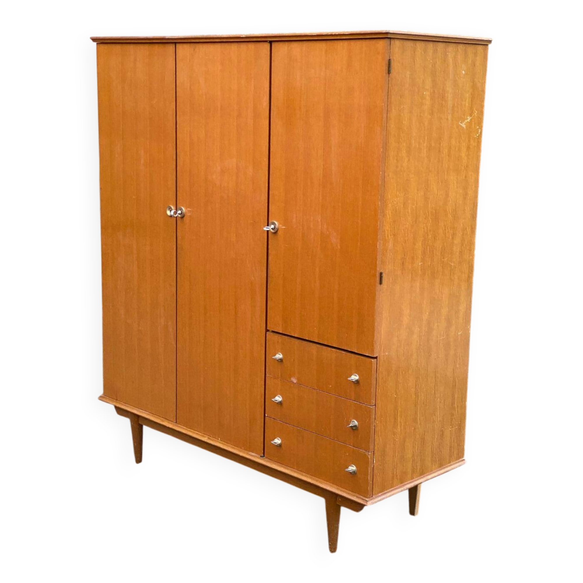 Scandinavian 3-door oak wardrobe from the 1960s, 155cm.
