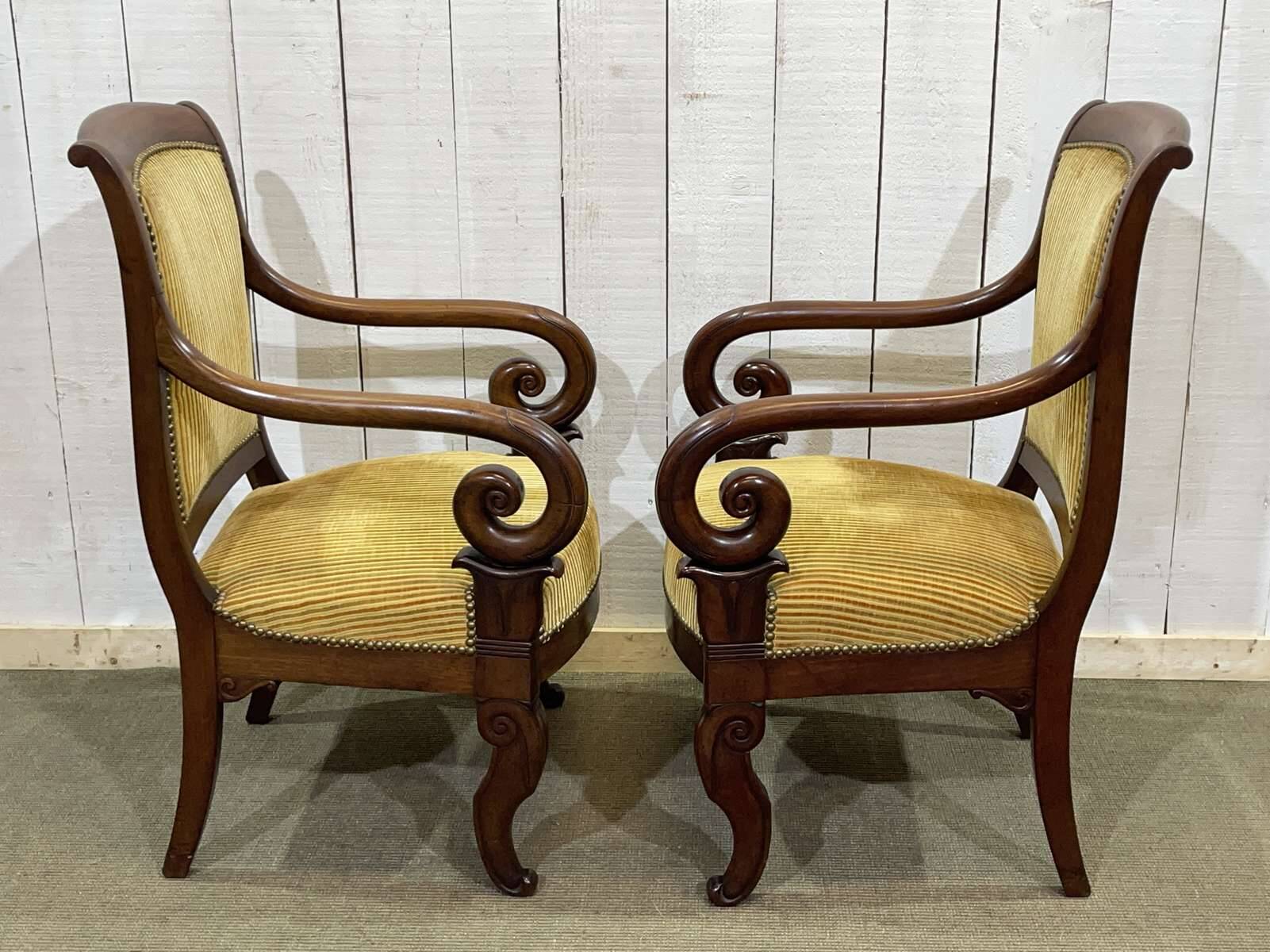 Pair of 19th century mahogany armchairs with crossbars