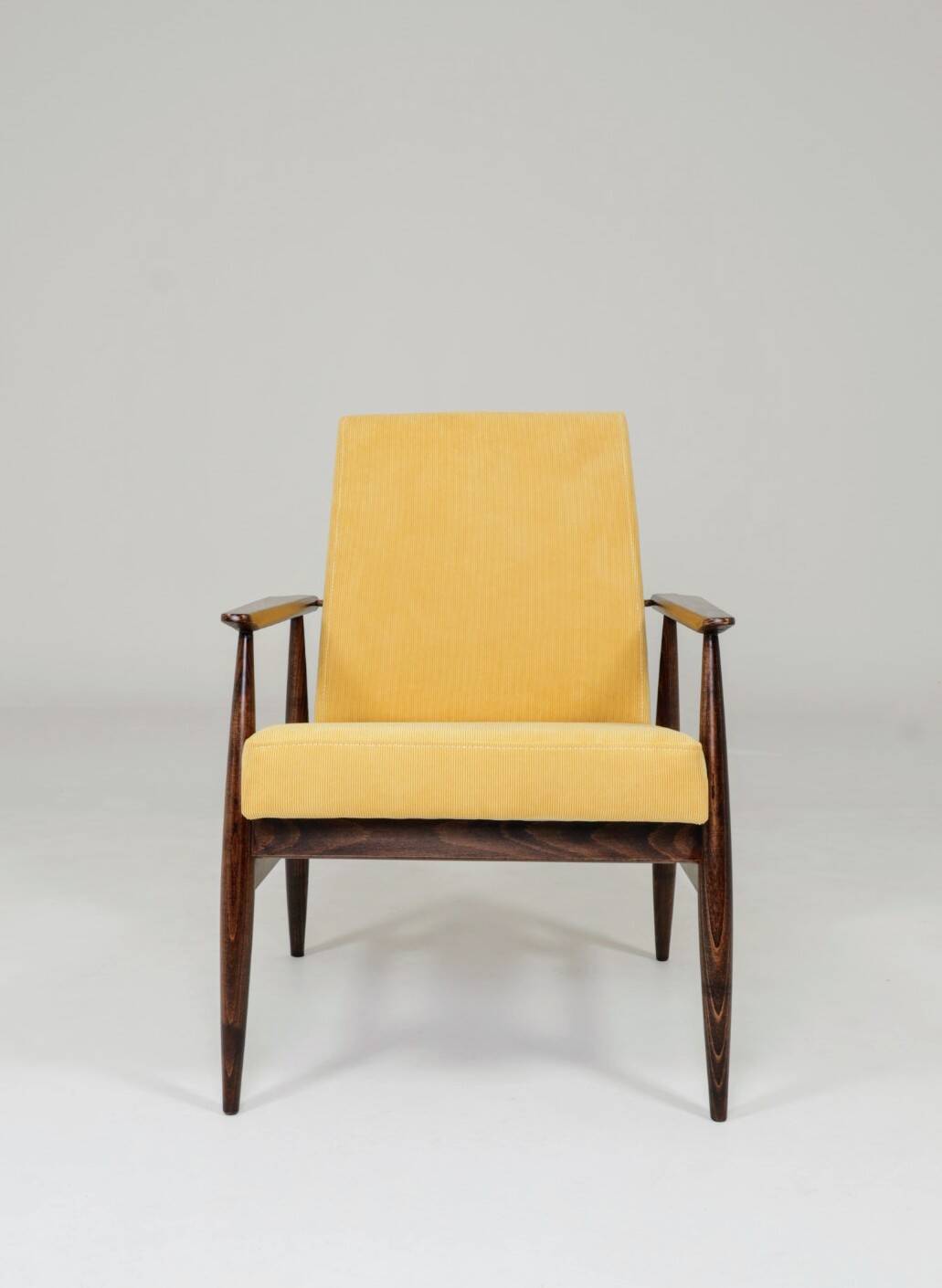 Fauteuil vintage pastel jaune velours côtelé et repose - pieds