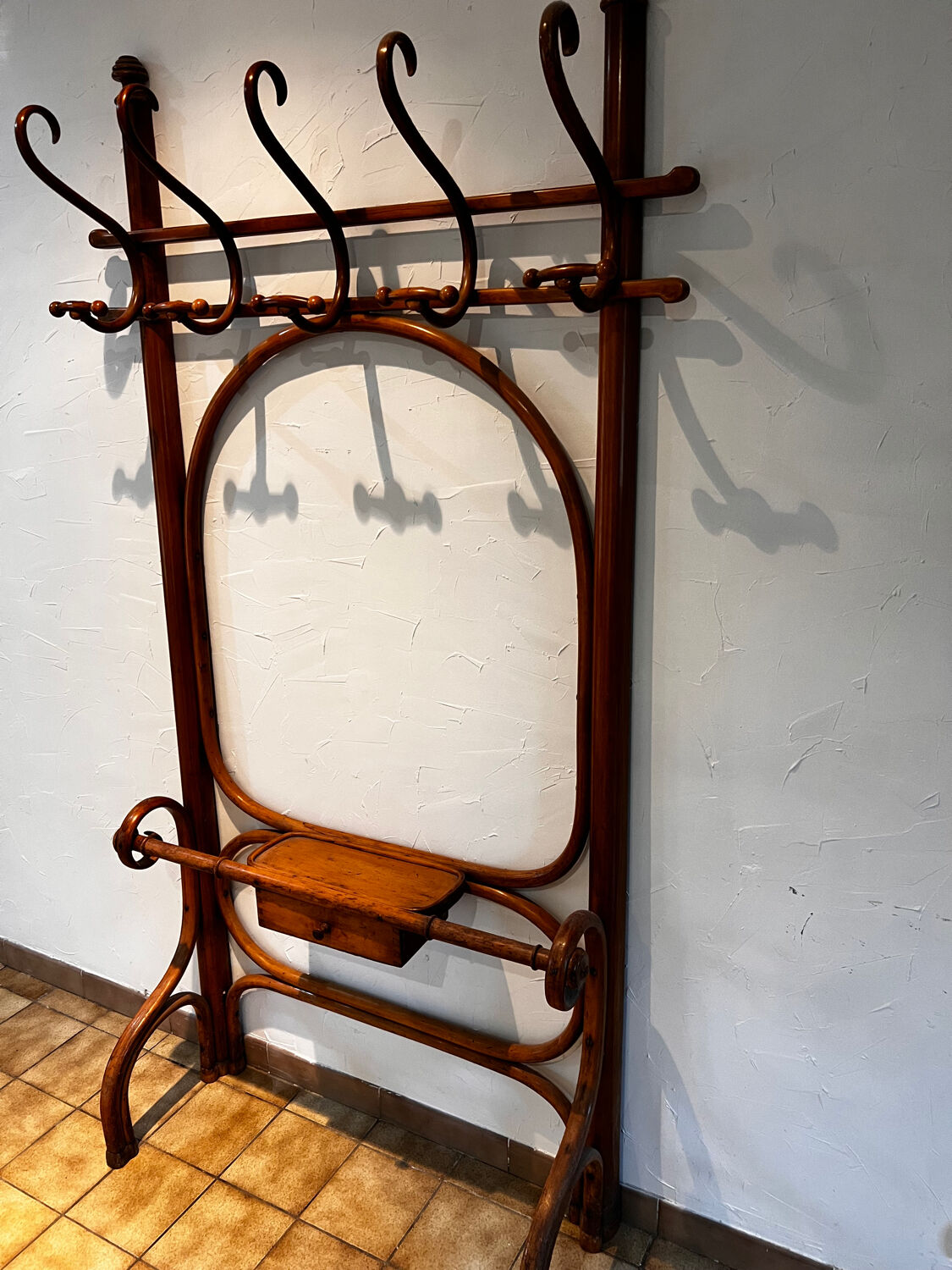 Vestiaire Thonet