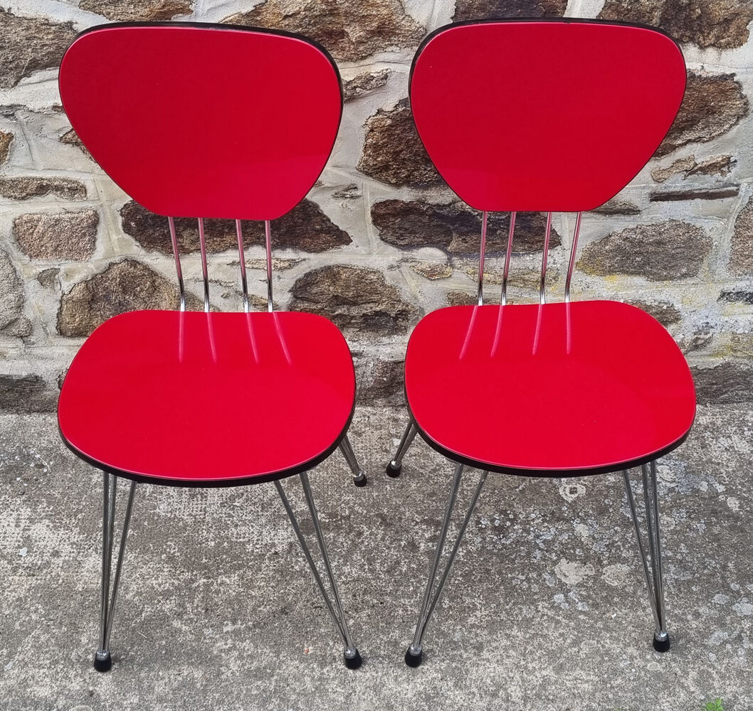 Pair of eiffel, bakelite and metal foot chairs, vintage, 70s