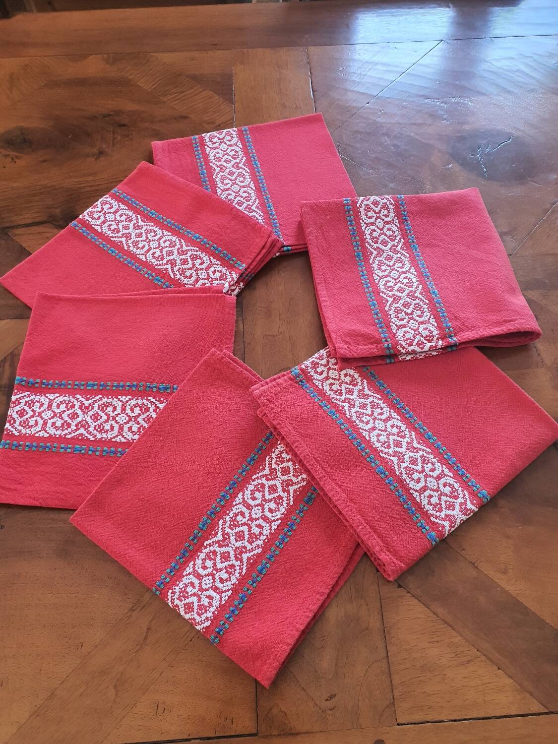 "Basque" napkins
