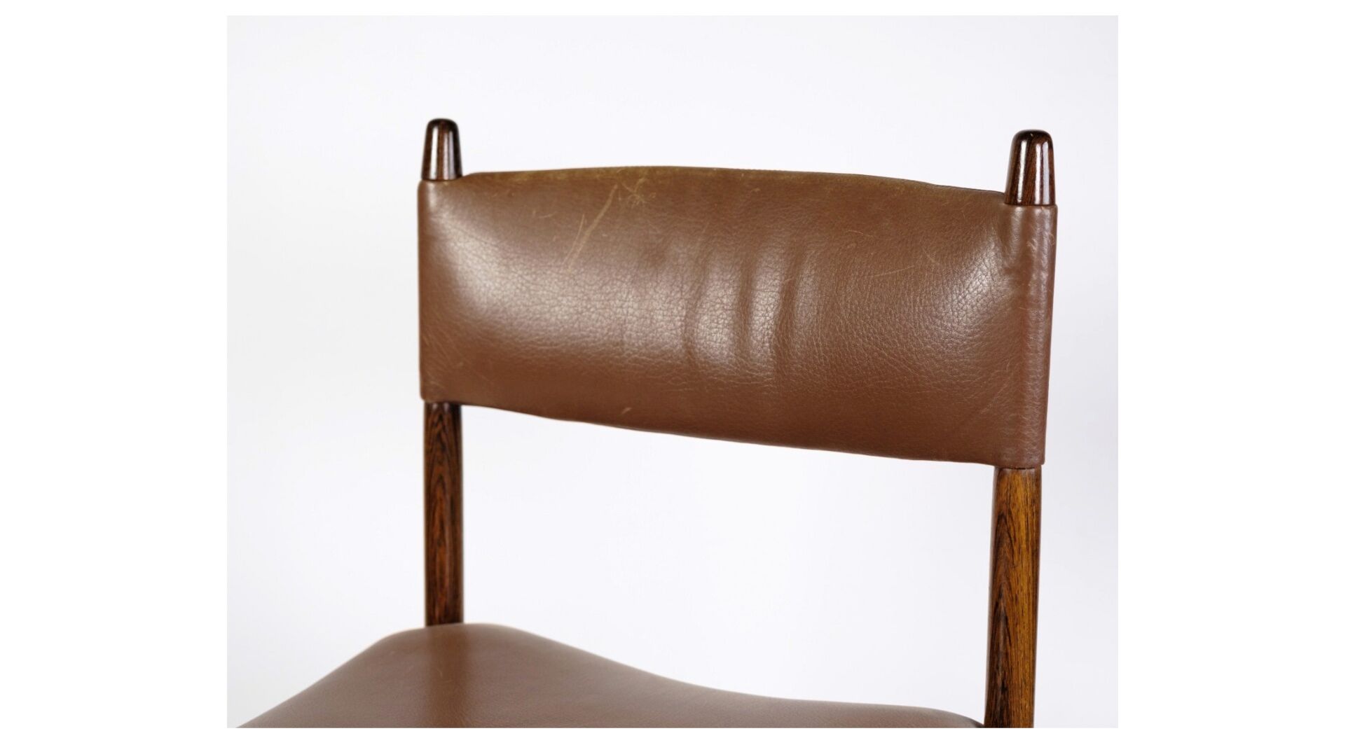 Set of 6 Chairs of Danish Design Made of Solid Rosewood with Brown Leather