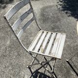 1830 period garden furniture: 1 iron table and 4 iron and wood chairs