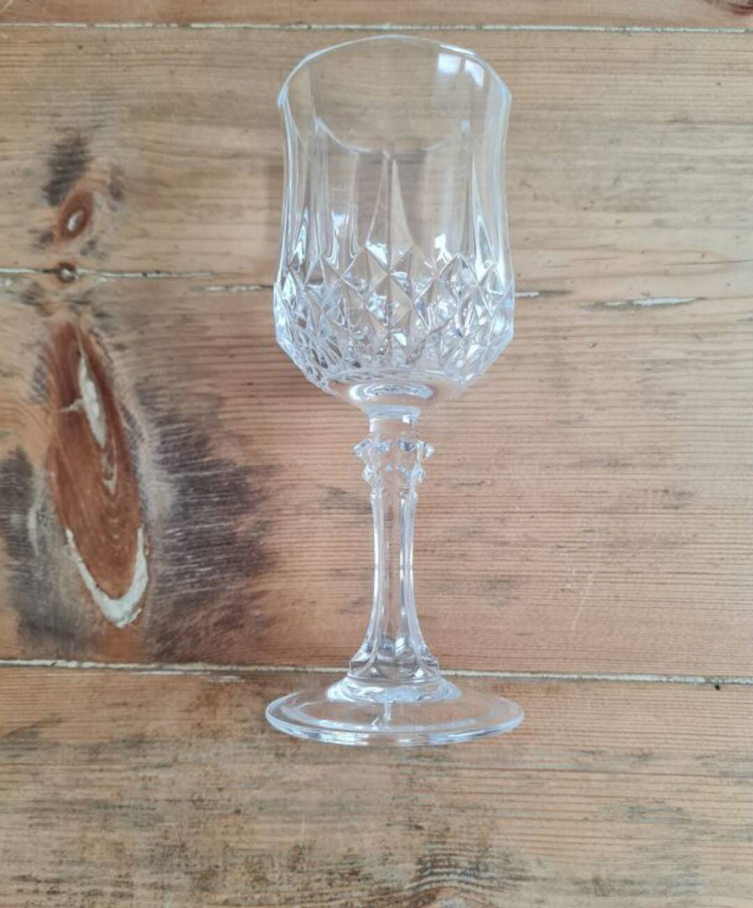 Service of 6 crystal wine glasses