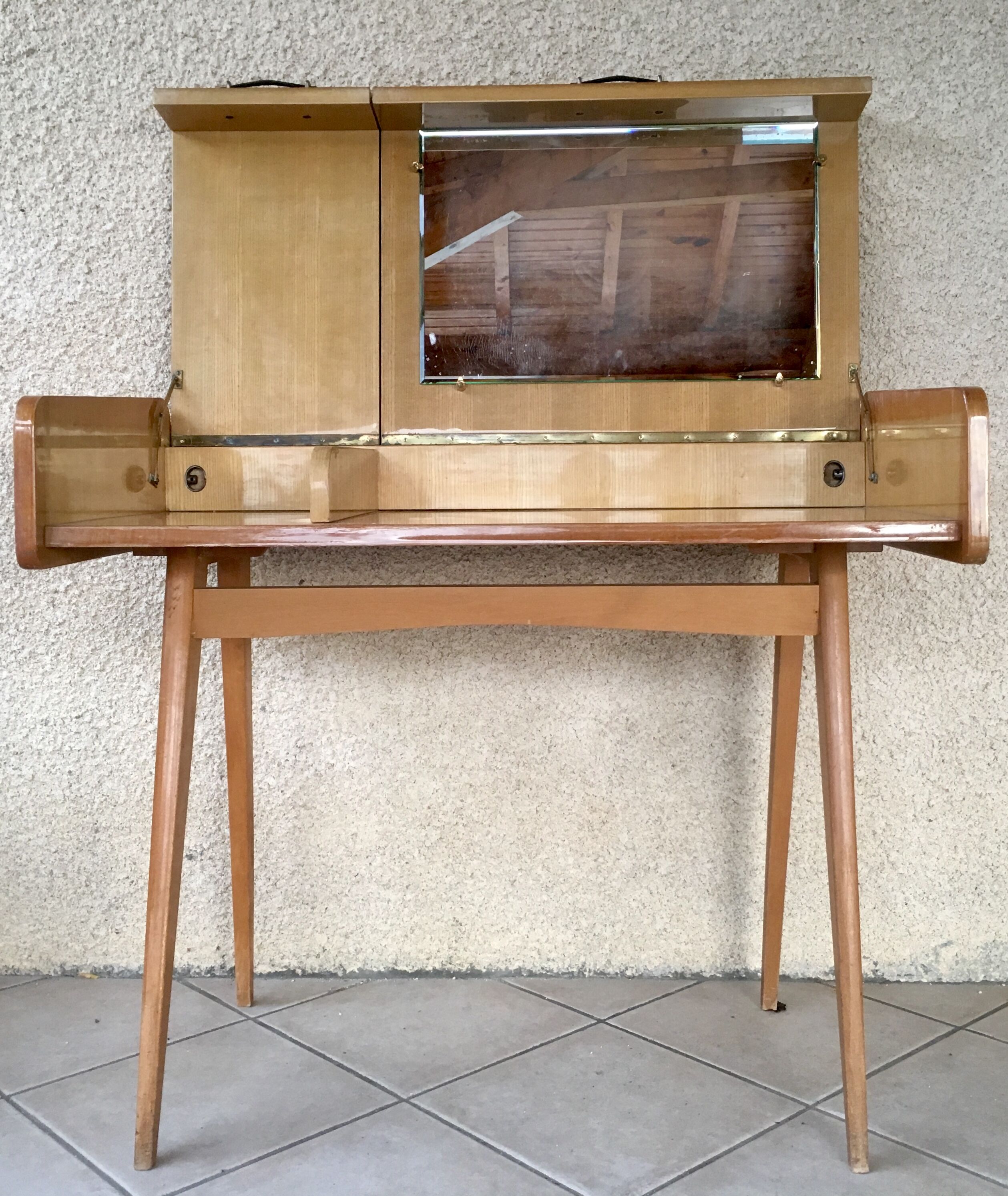 Scandinavian Vintage vanity