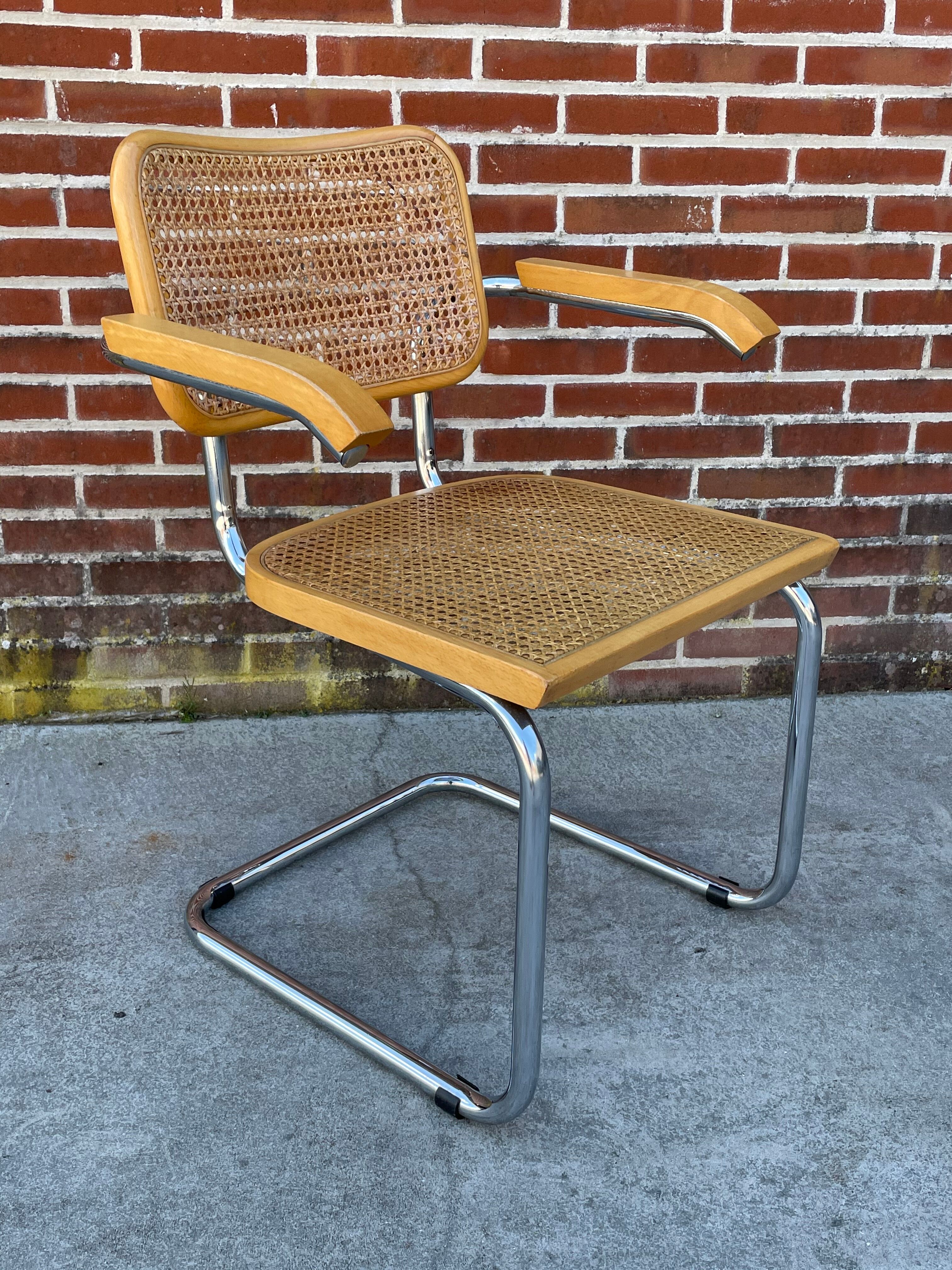 Cesca model design chair with armrests chrome version