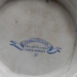 Assiette de présentation à roses bleues Terre de Fer XIXe