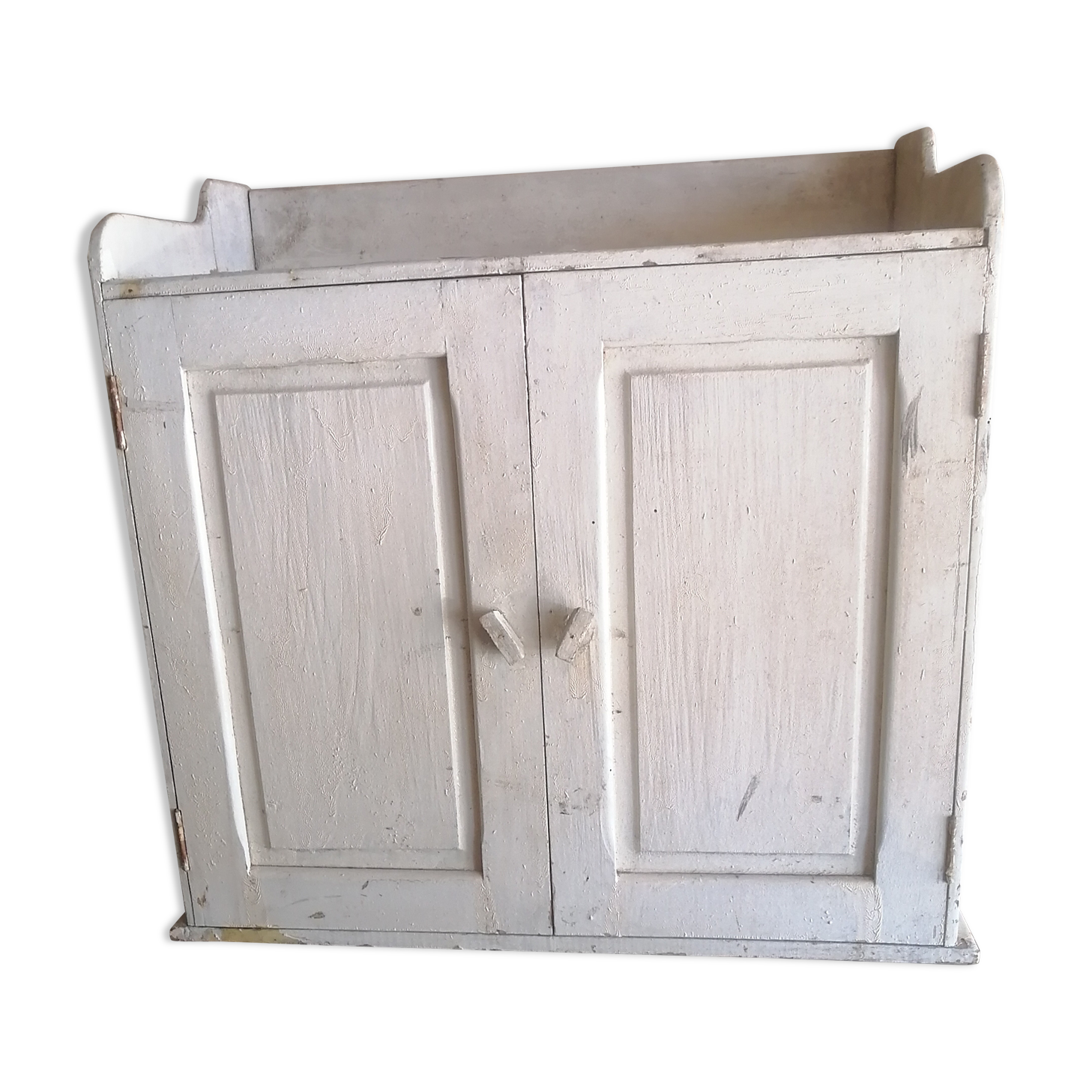 Auxiliary furniture
